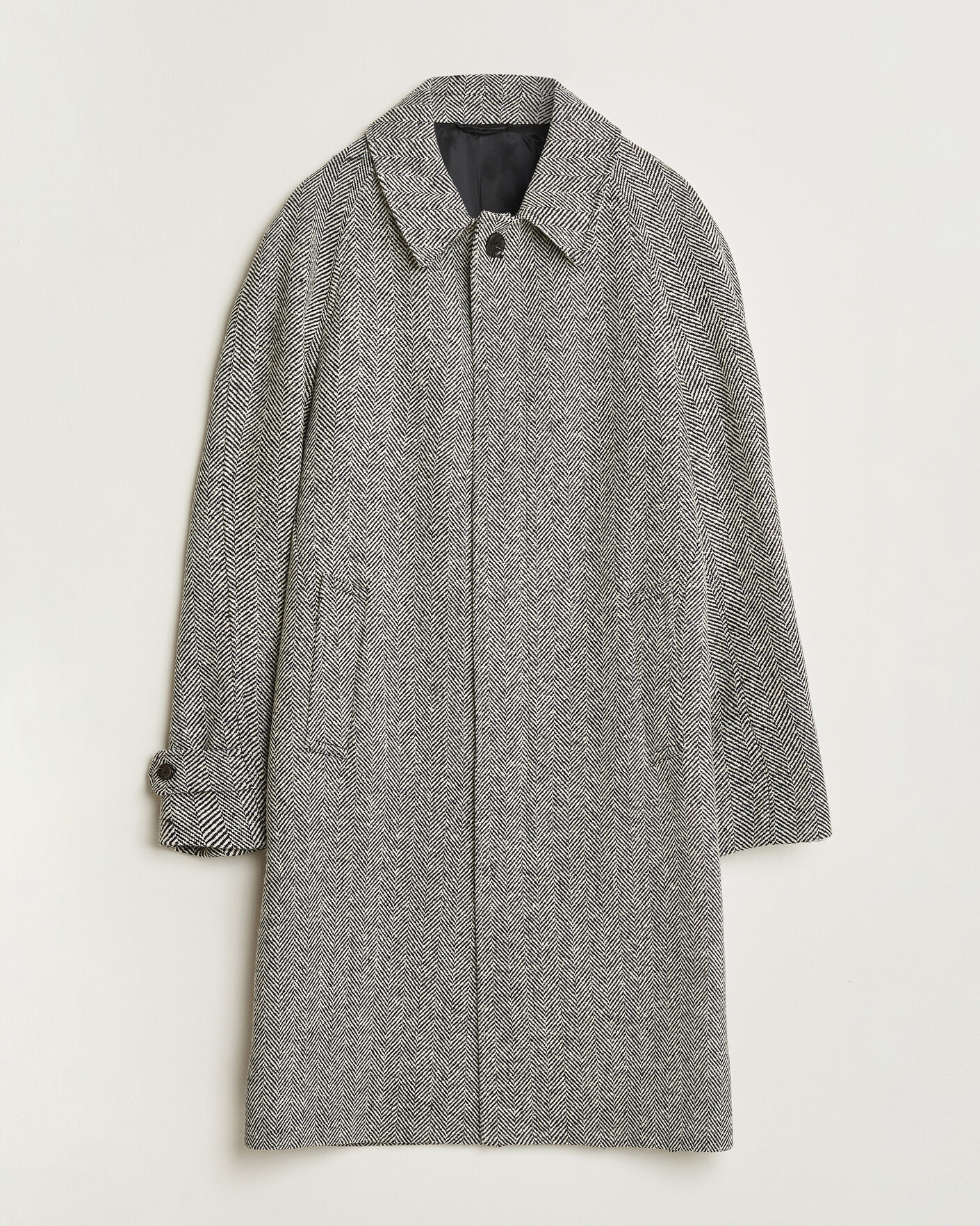 Hombres | Abrigos y chaquetas | Lardini | Wool Herringbone Raglan Coat Dark Grey