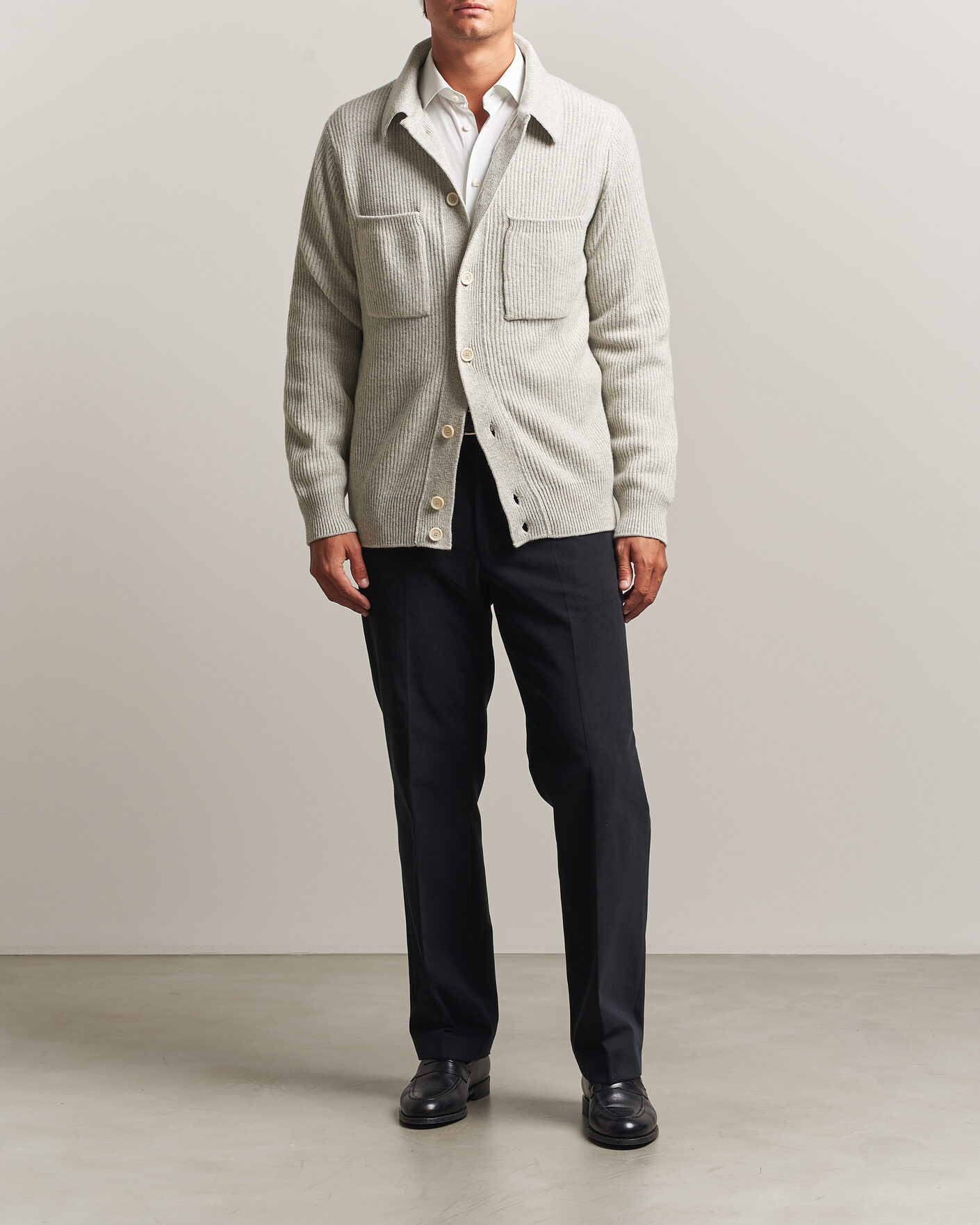 Hombres | Jerséis y prendas de punto | Lardini | Heavy Knitted Cardigan Light Grey