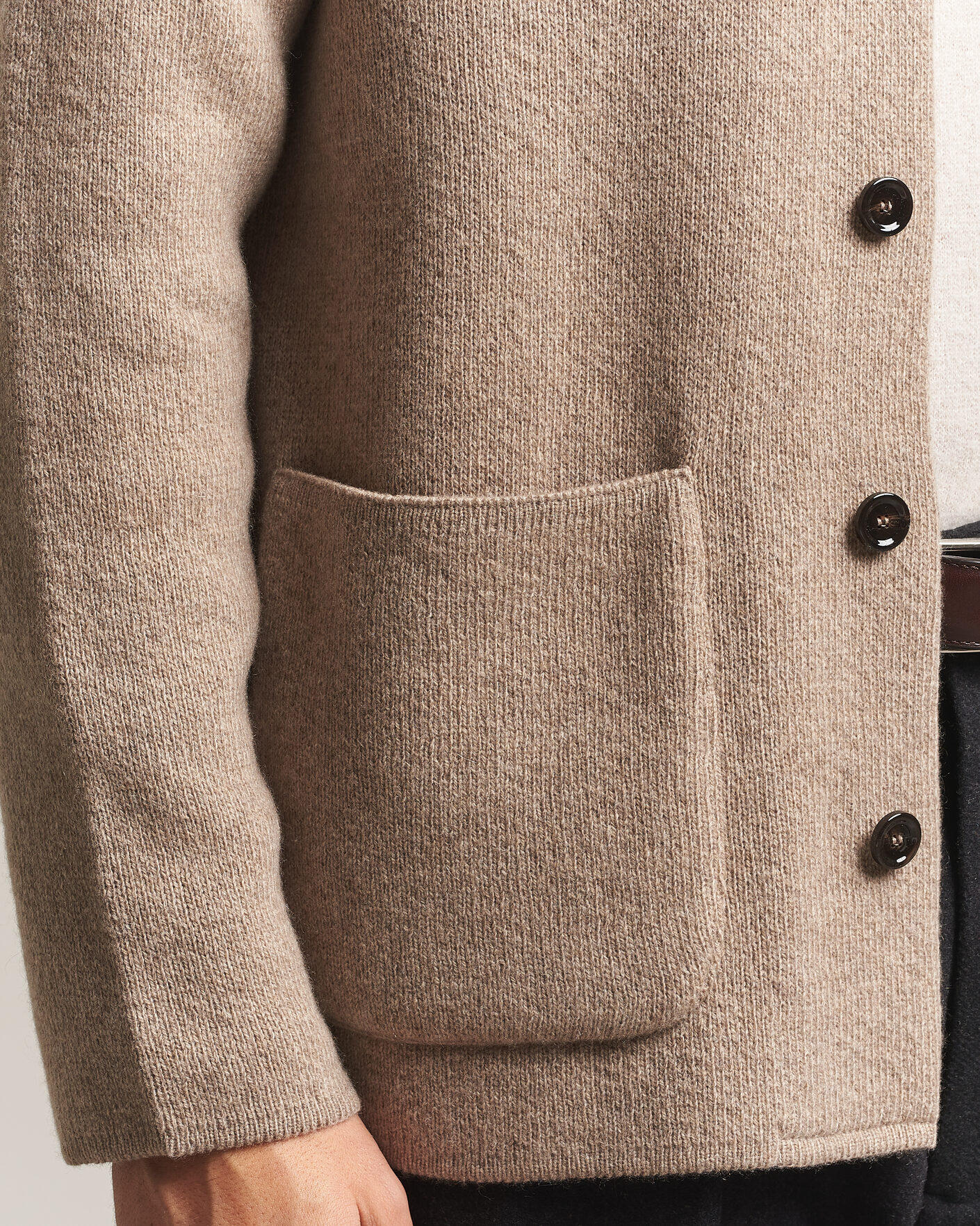 Hombres | Jerséis y prendas de punto | Lardini | Knitted Cashmere Overshirt Light Brown