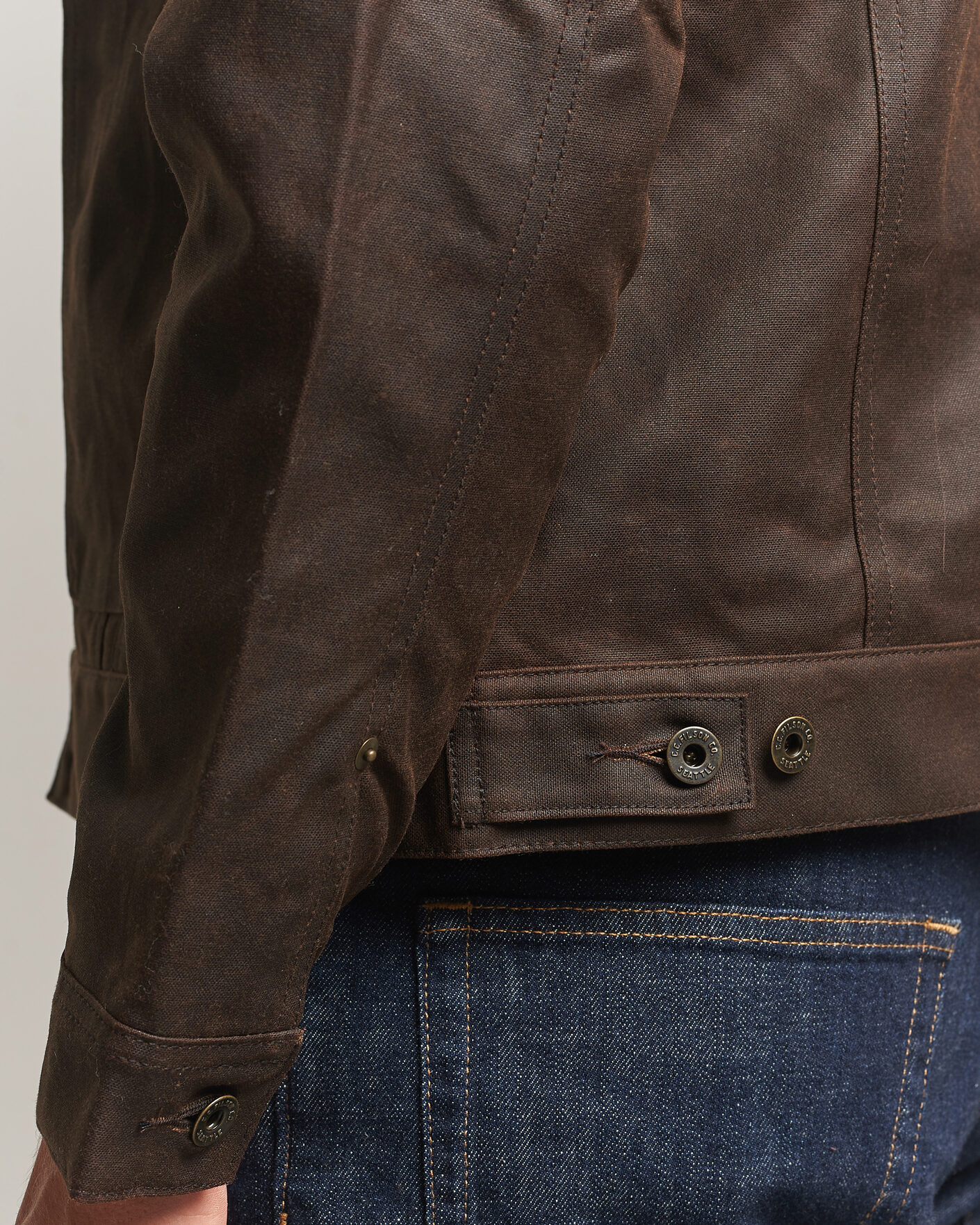 Hombres | Abrigos y chaquetas | Filson | Short Lined Tin Cloth Cruiser Dark Brown