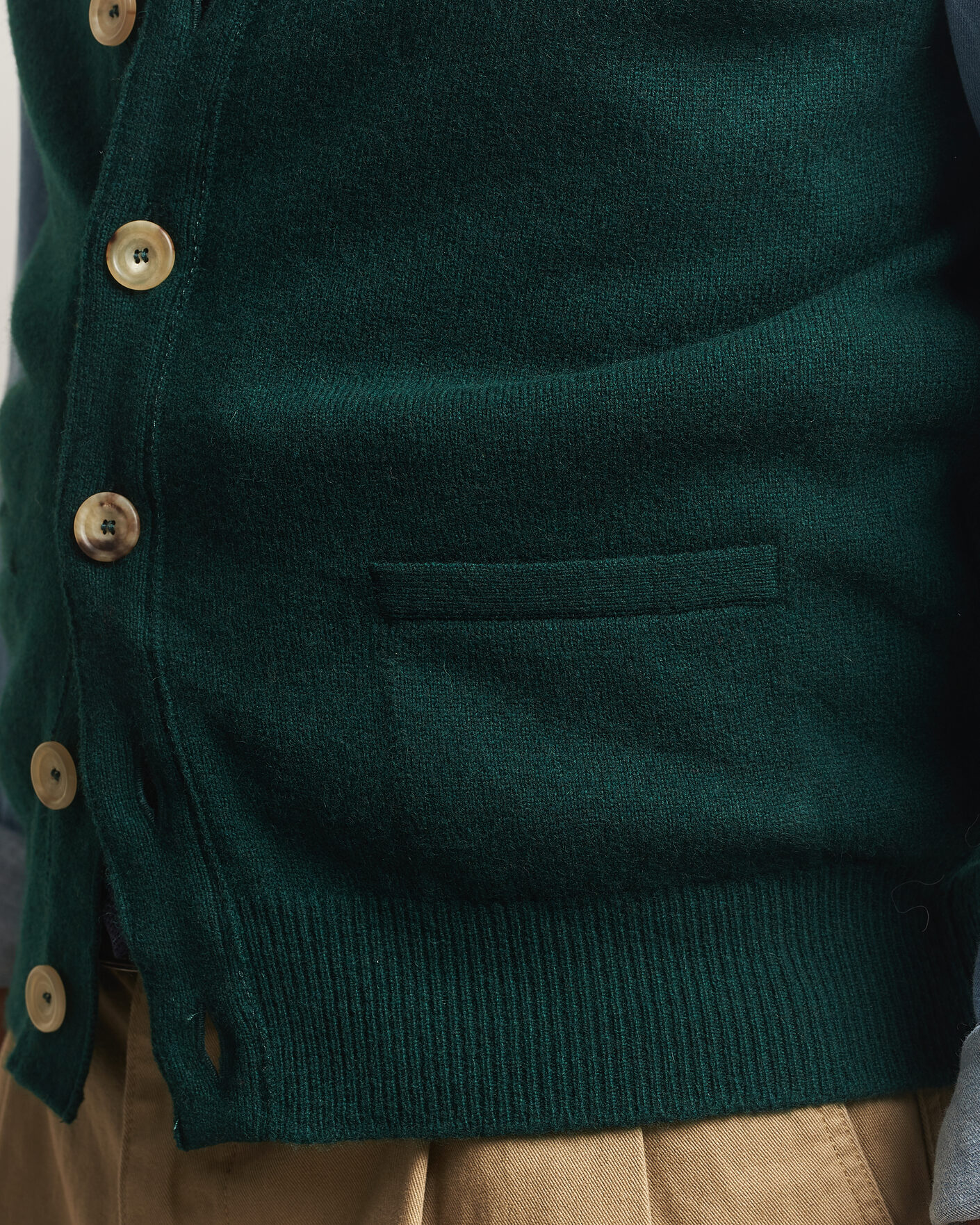 Hombres | Jerséis y prendas de punto | Drake's | Lambswool Vest Cardigan Green