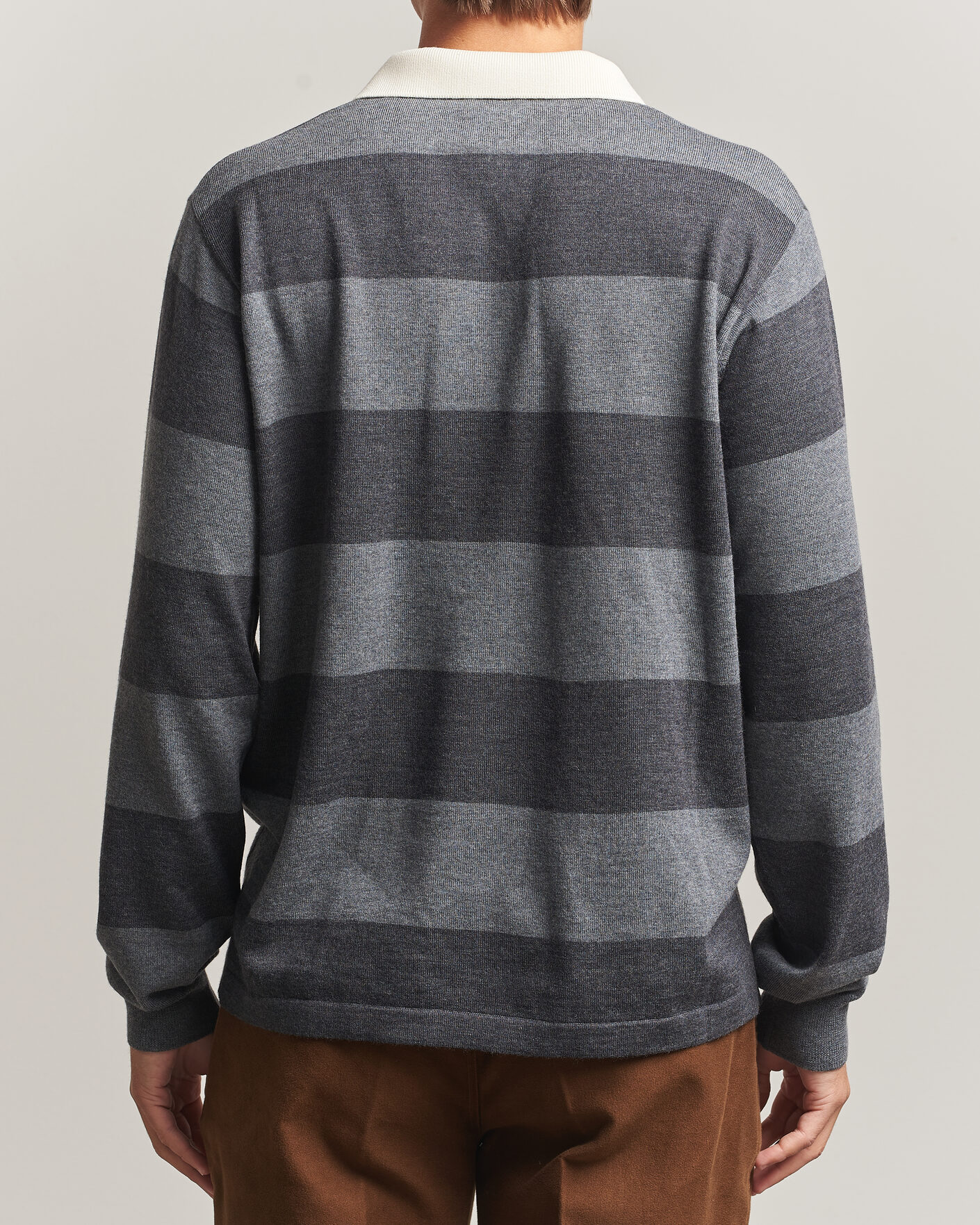 Hombres | Jerséis y prendas de punto | Drake's | Block Stripe Knitted Rugby Mid Grey
