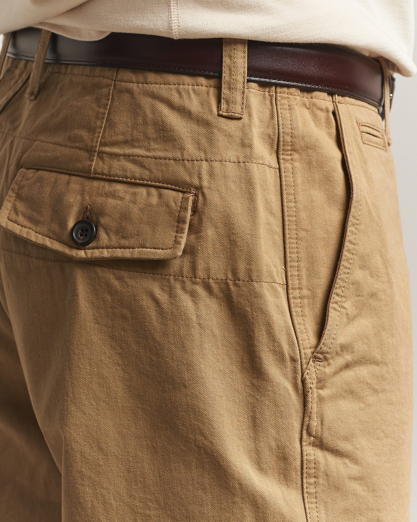 Hombres | Pantalones | Drake's | Twill Officer Chino Beige