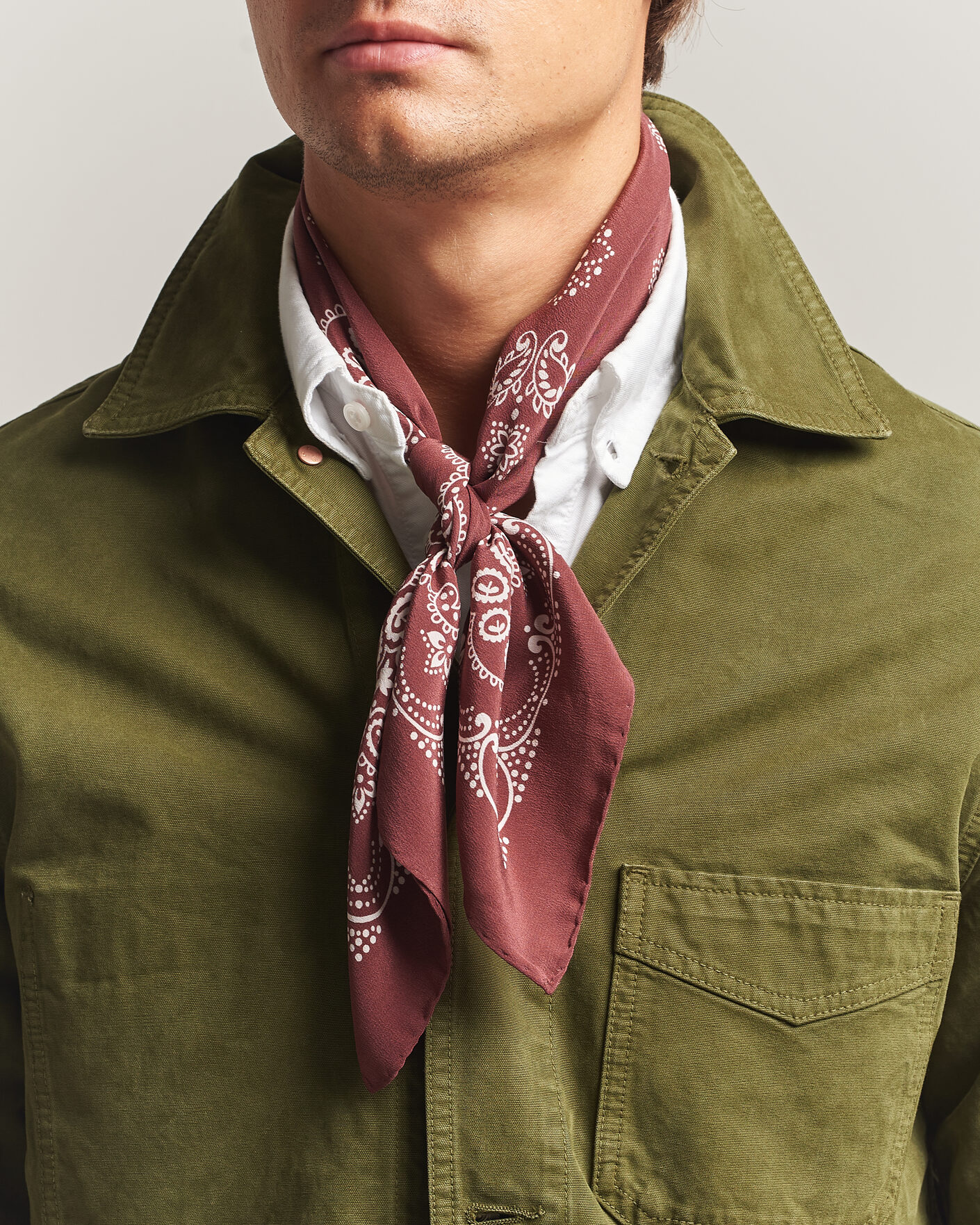 Hombres | Bufandas elegantes | Drake's | Traditional Silk Bandana Burgundy