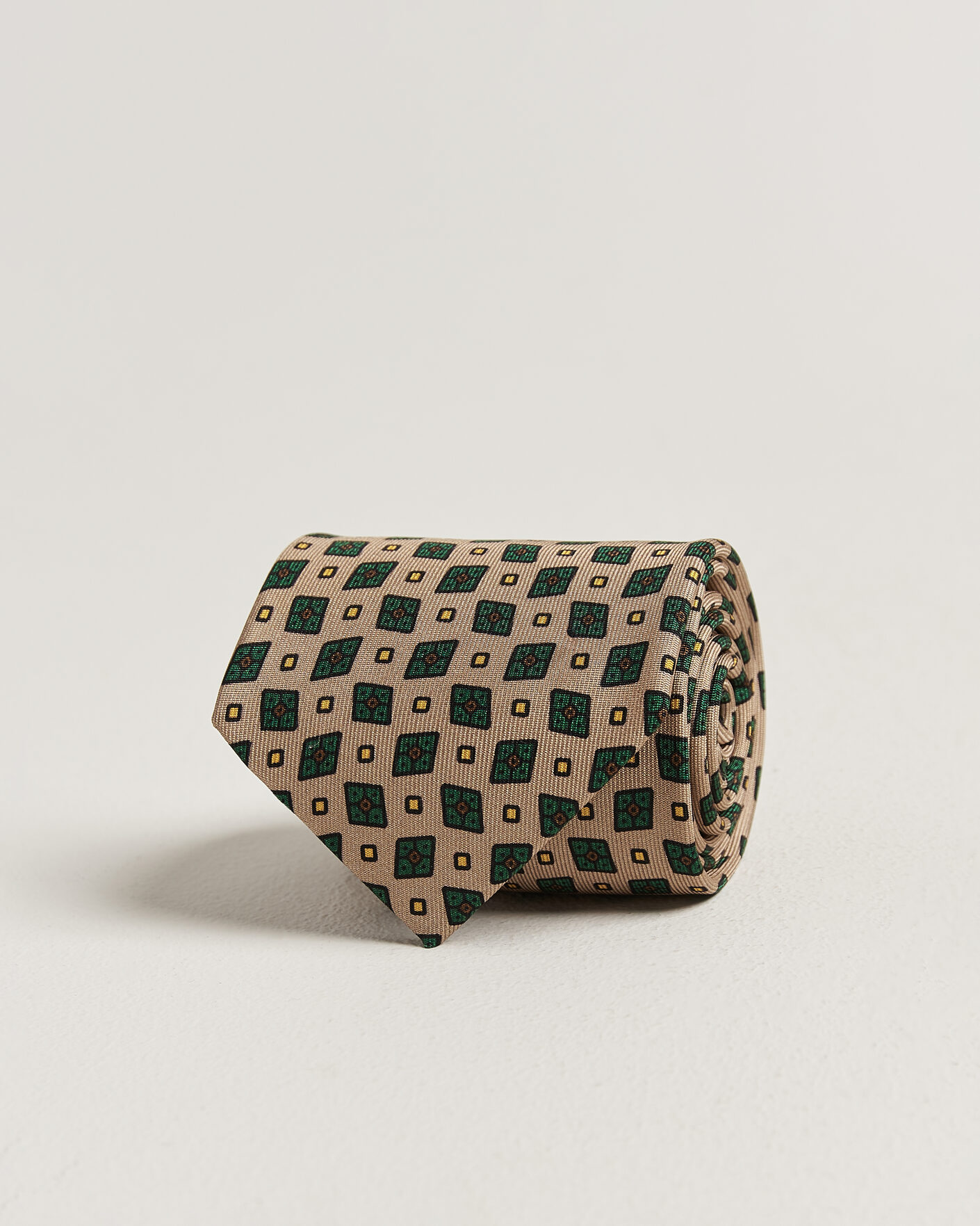 Hombres | Corbatas | Drake's | Mini Diamond Dot Pattern Silk Tie Beige/Green