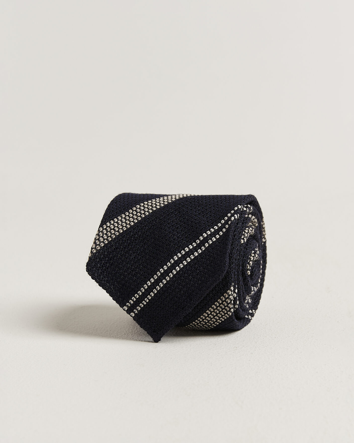 Hombres | Corbatas | Drake's | Striped Grenadine Tie Navy/White