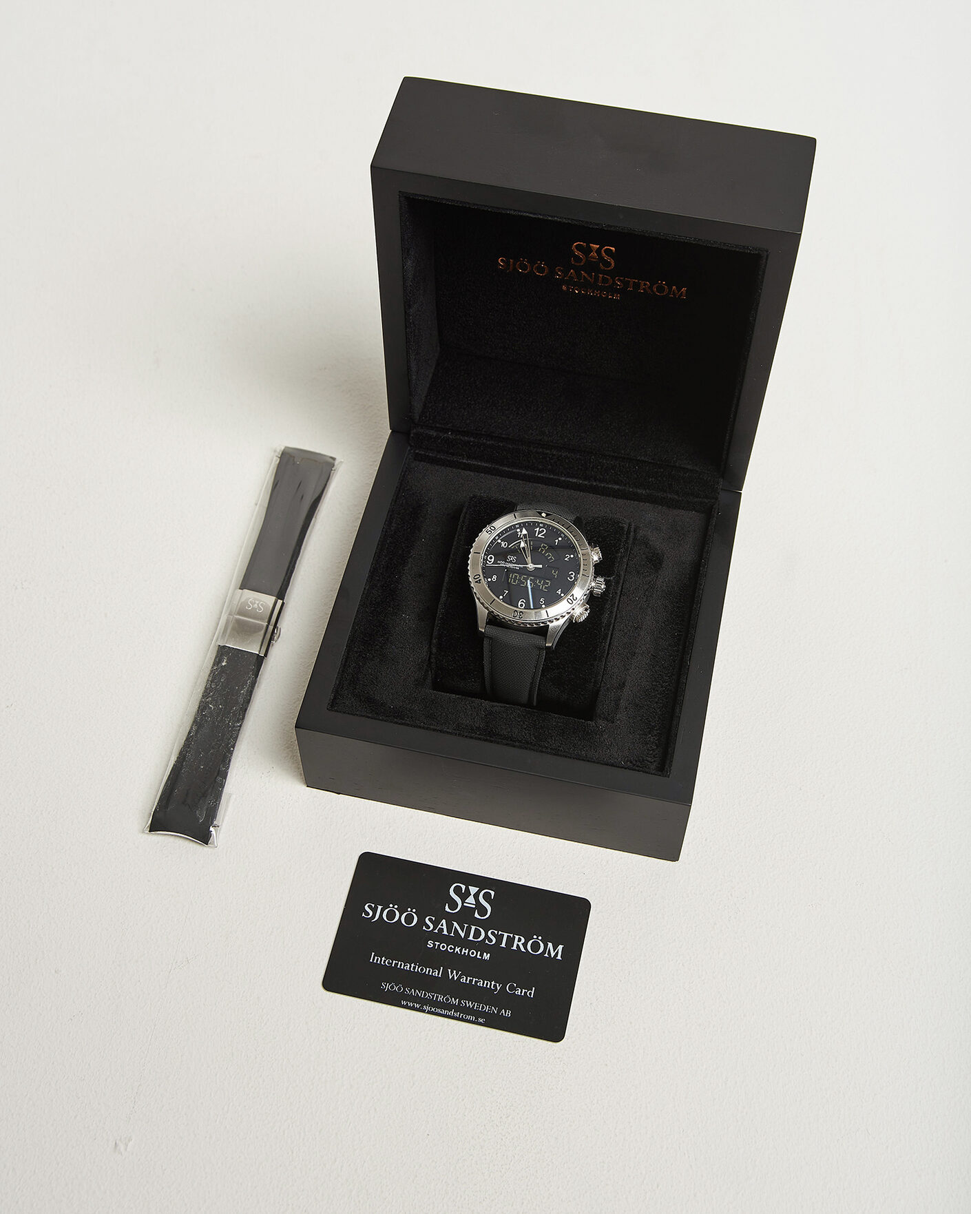 Hombres | Pre-Owned & Vintage Watches | Sjöö Sandström Pre-Owned | UTC Skydiver