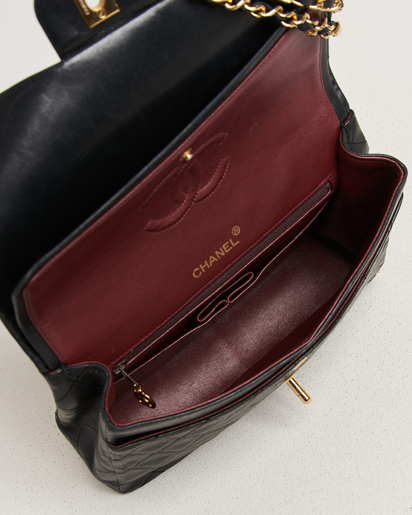 Hombres | Pre-Owned & Vintage Bags | Chanel Pre-Owned | Classic Medium Square Double Flap Bag Lambskin Black