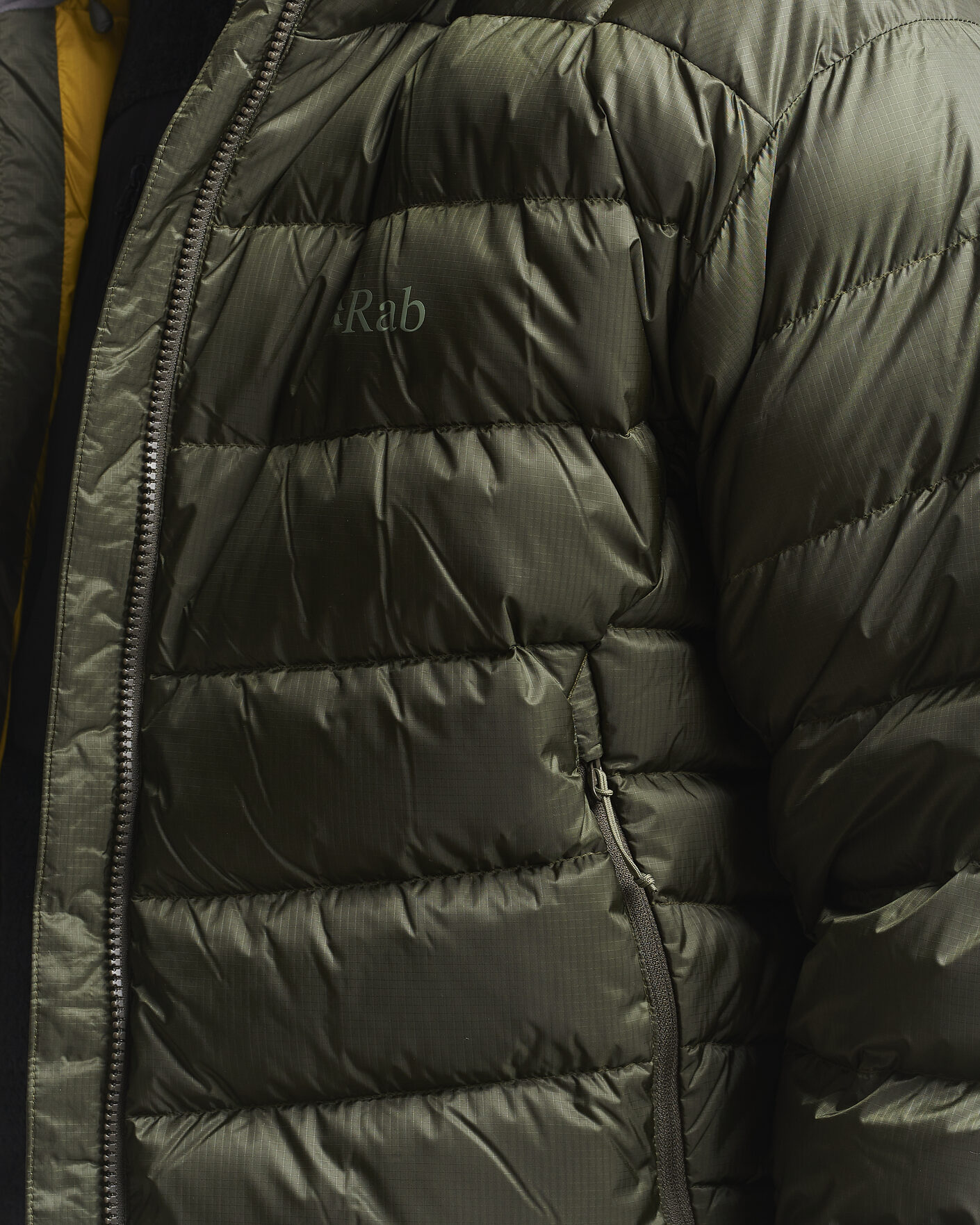 Hombres | Abrigos y chaquetas | Rab | Electron Pro Hoody Mid Down Jacket Army 
