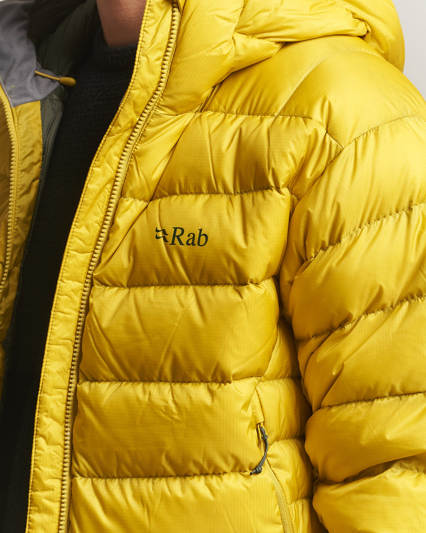 Hombres | Abrigos y chaquetas | Rab | Electron Pro Hoody Mid Down Jacket Dark Pollen