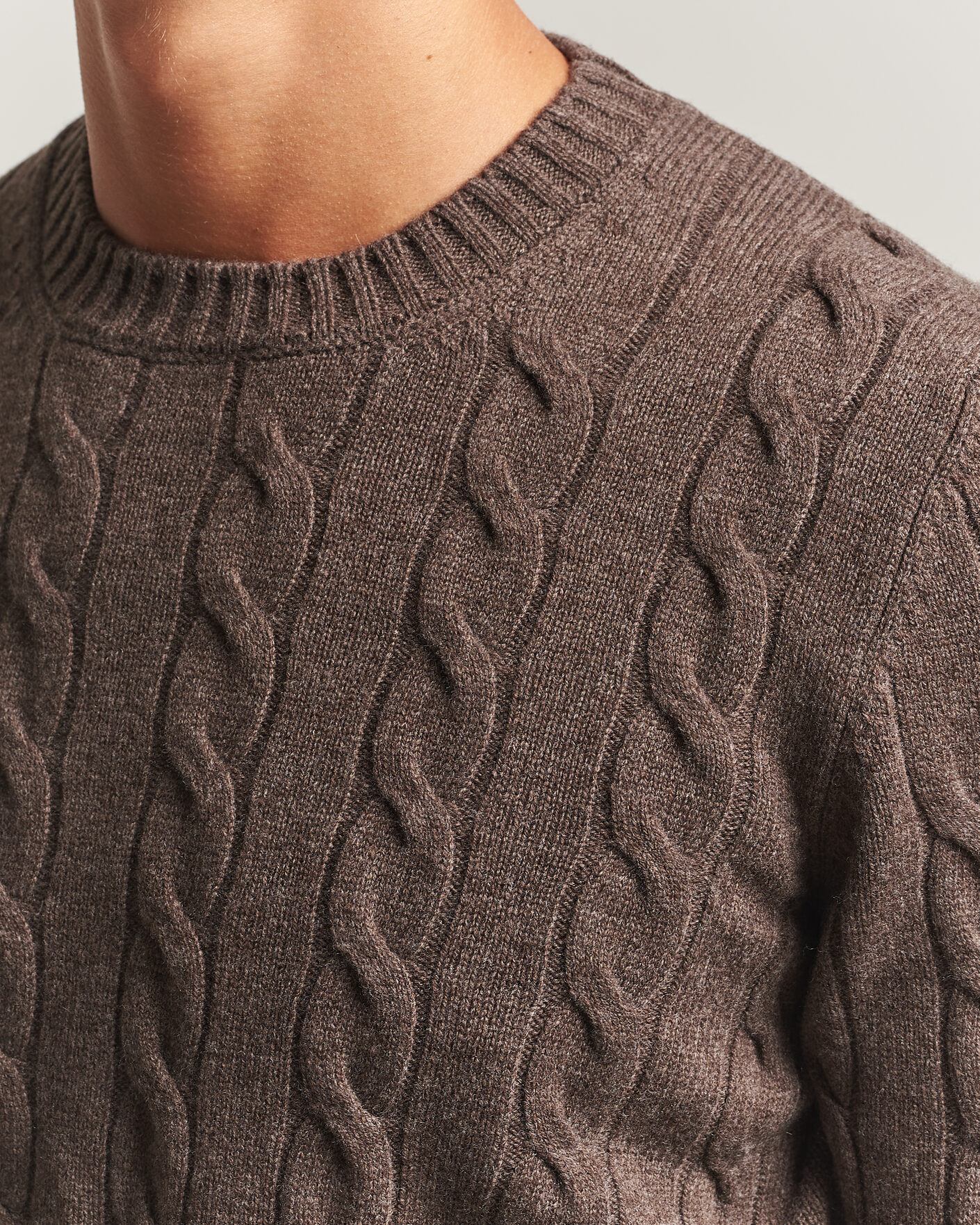 Hombres | Jerséis y prendas de punto | Gran Sasso | Wool/Cashmere Cable Crew Neck Dark Brown Melange