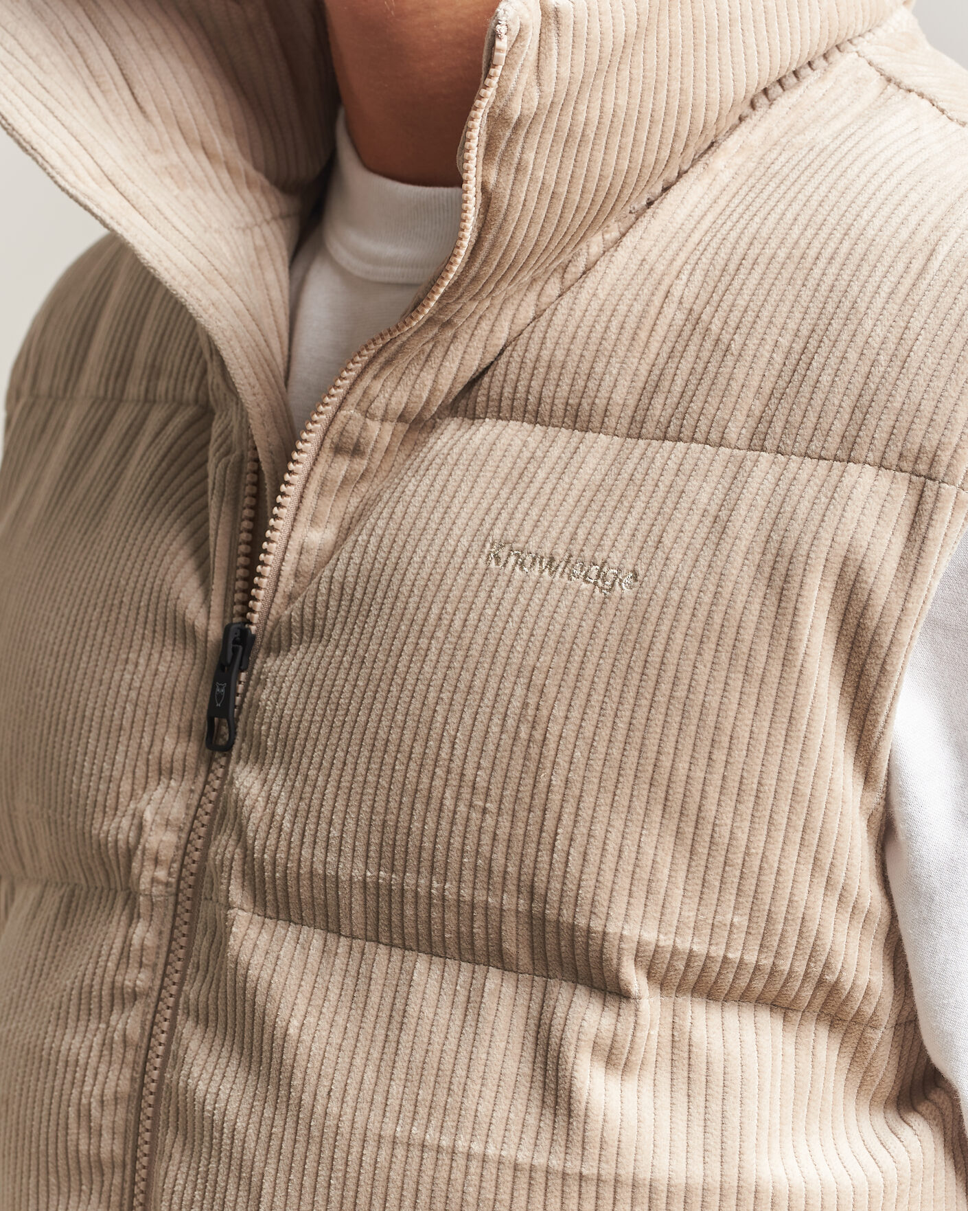 Hombres | Chalecos | KnowledgeCotton Apparel | Corduroy Puffer Vest Light Feather Grey