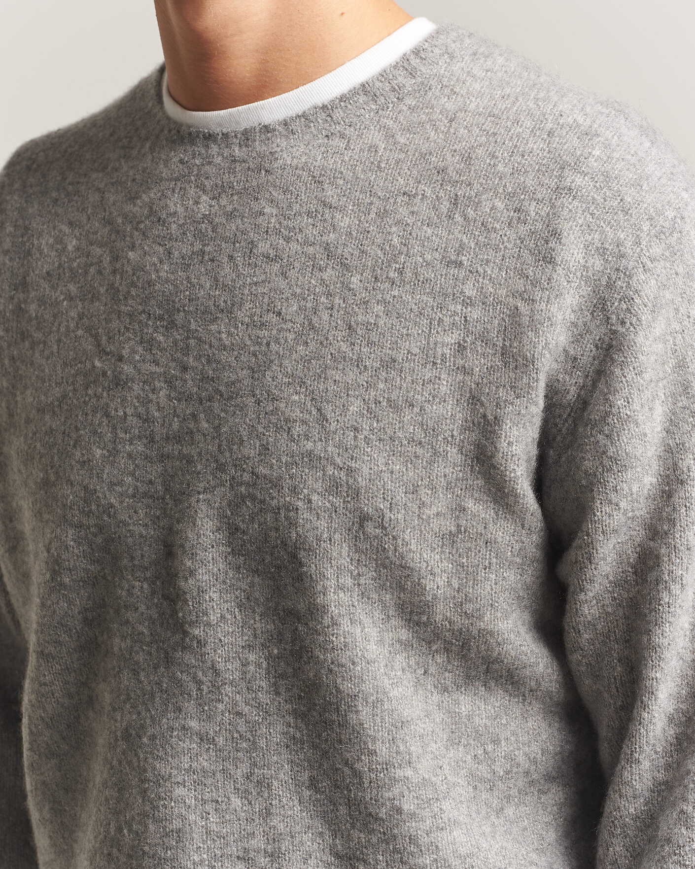 Hombres | Jerséis y prendas de punto | BEAMS PLUS | Cashmere/Silk Crew Neck Grey Melange