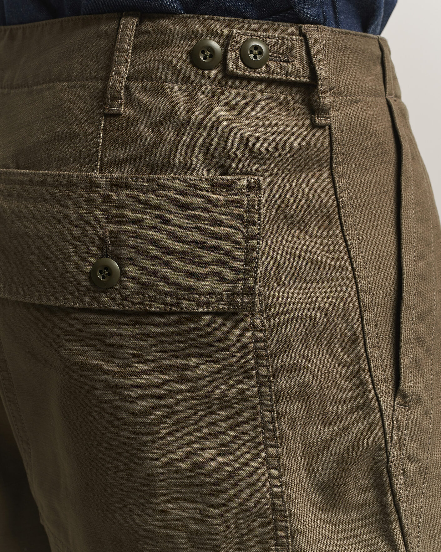Hombres | Pantalones | BEAMS PLUS | MIL Utility Sateen Trousers Olive Brown