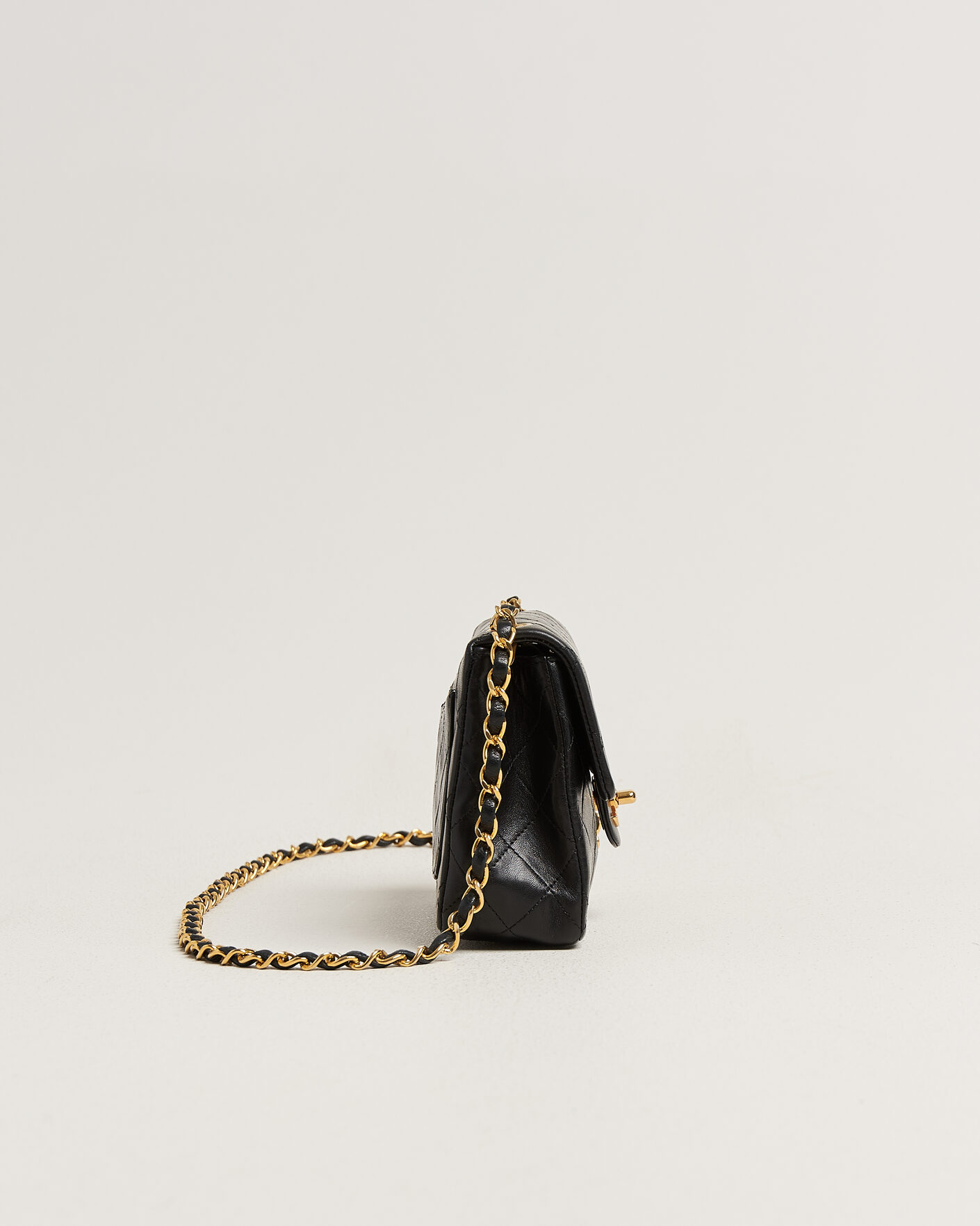 Hombres | Pre-Owned & Vintage Bags | Chanel Pre-Owned | Classic Mini Square Single Flap Bag Lambskin Black