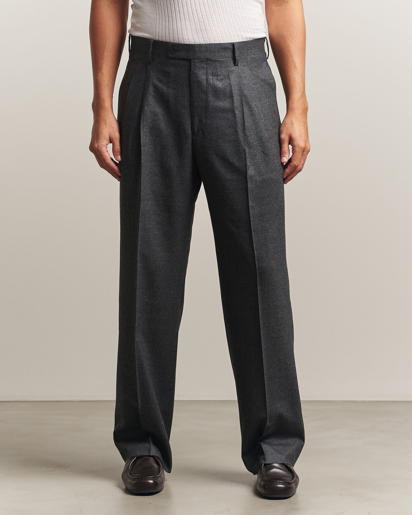 Hombres | Pantalones | Auralee | Super Light Wool Pants Charcoal