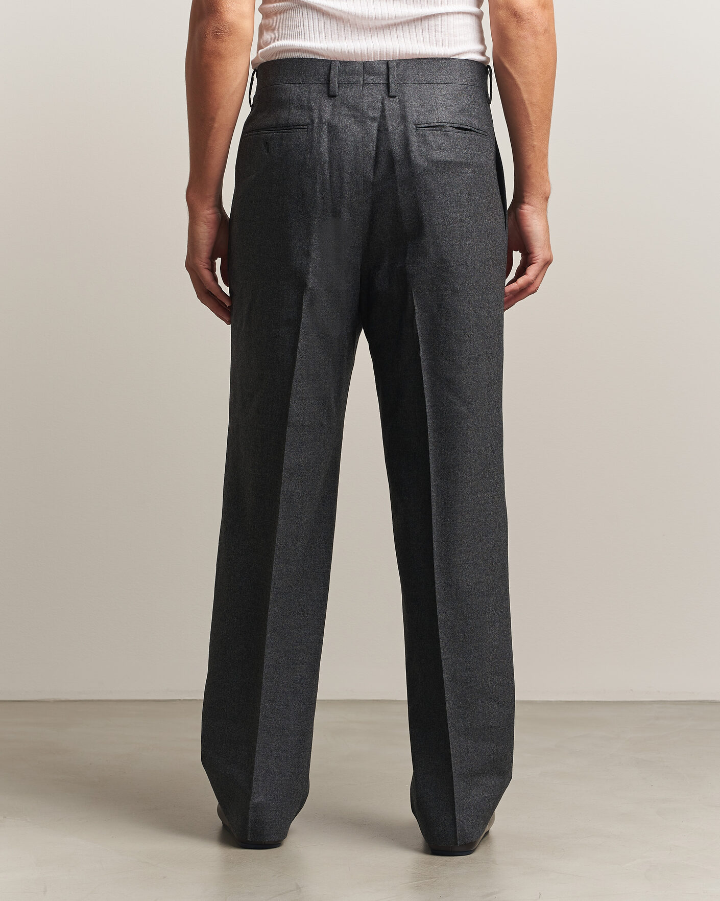 Hombres | Pantalones | Auralee | Super Light Wool Pants Charcoal
