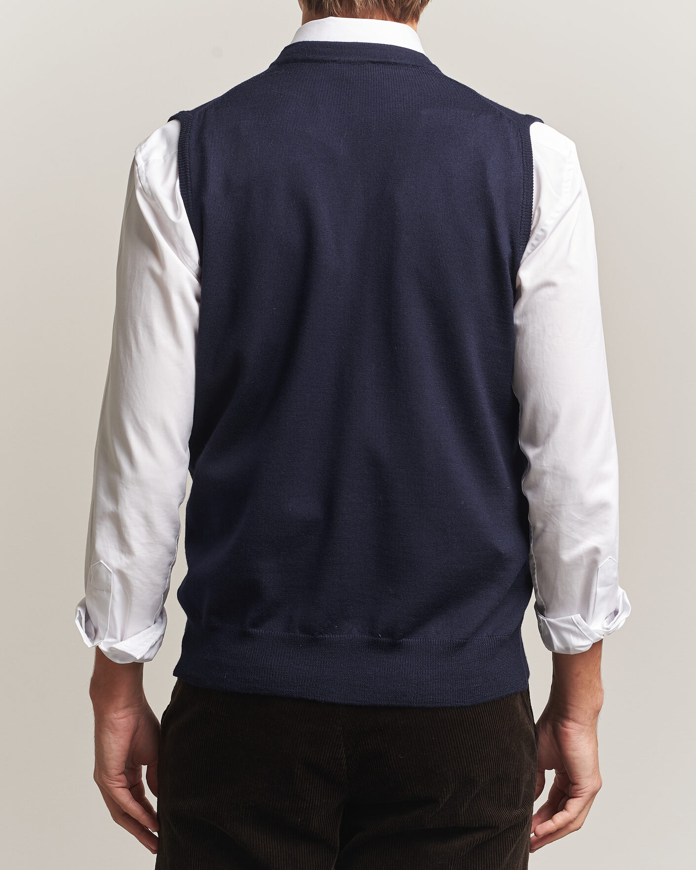Hombres | Jerséis y prendas de punto | Morgano | Extra Fine Merino Wool Sleevles Cardigan Vest Navy