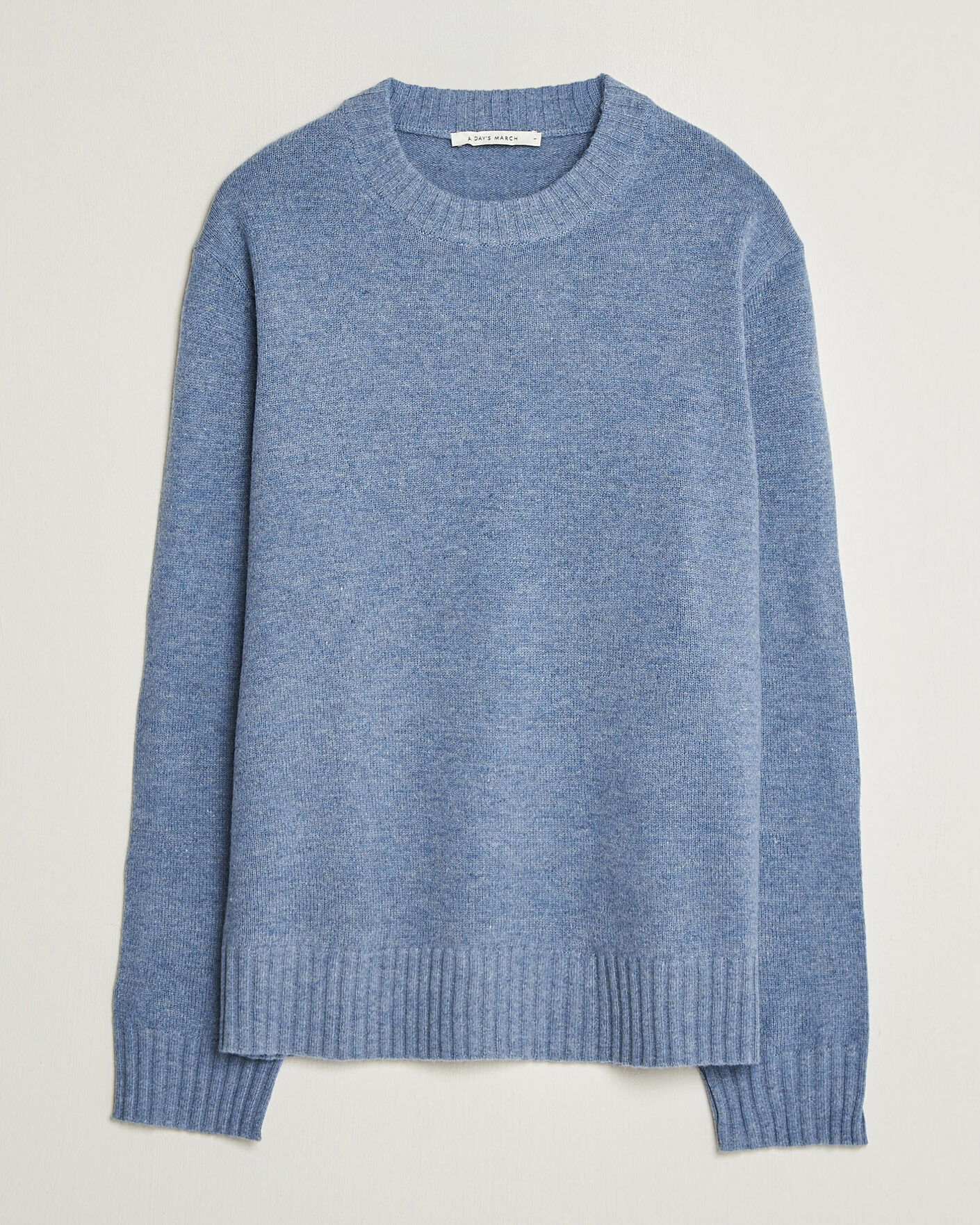 Hombres | Jerséis y prendas de punto | A Day's March | Marlow Lambswool Sweater Misty Blue