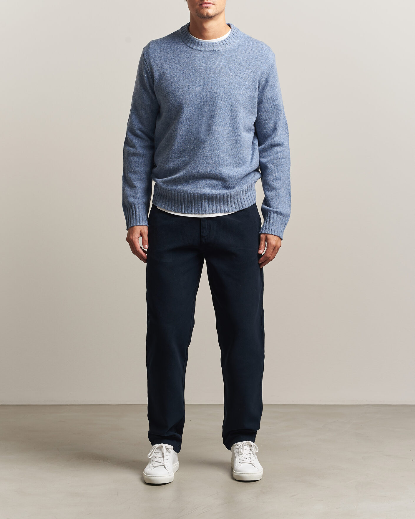 Hombres | Jerséis y prendas de punto | A Day's March | Marlow Lambswool Sweater Misty Blue