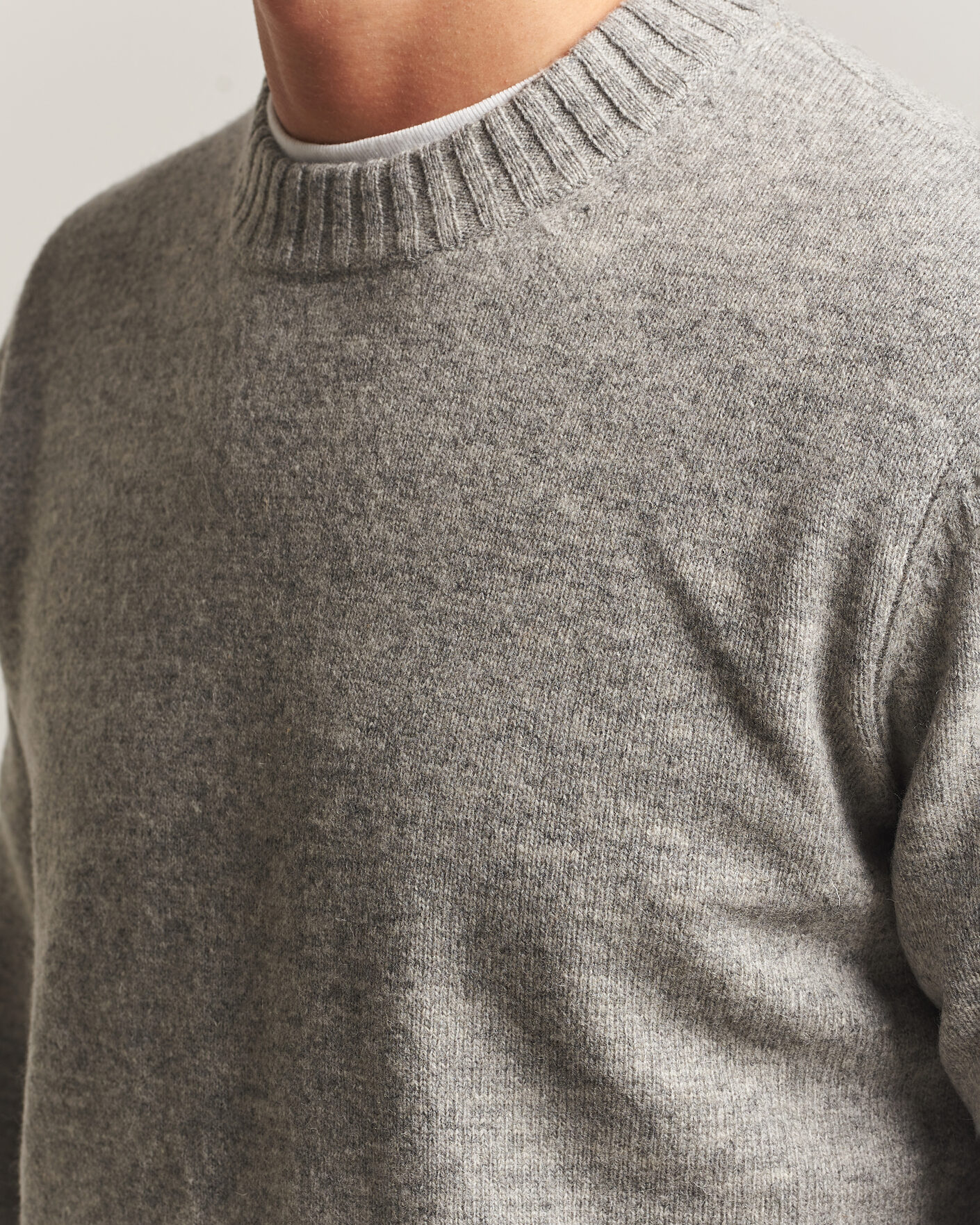 Hombres | Jerséis y prendas de punto | A Day's March | Marlow Lambswool Sweater Grey Melange
