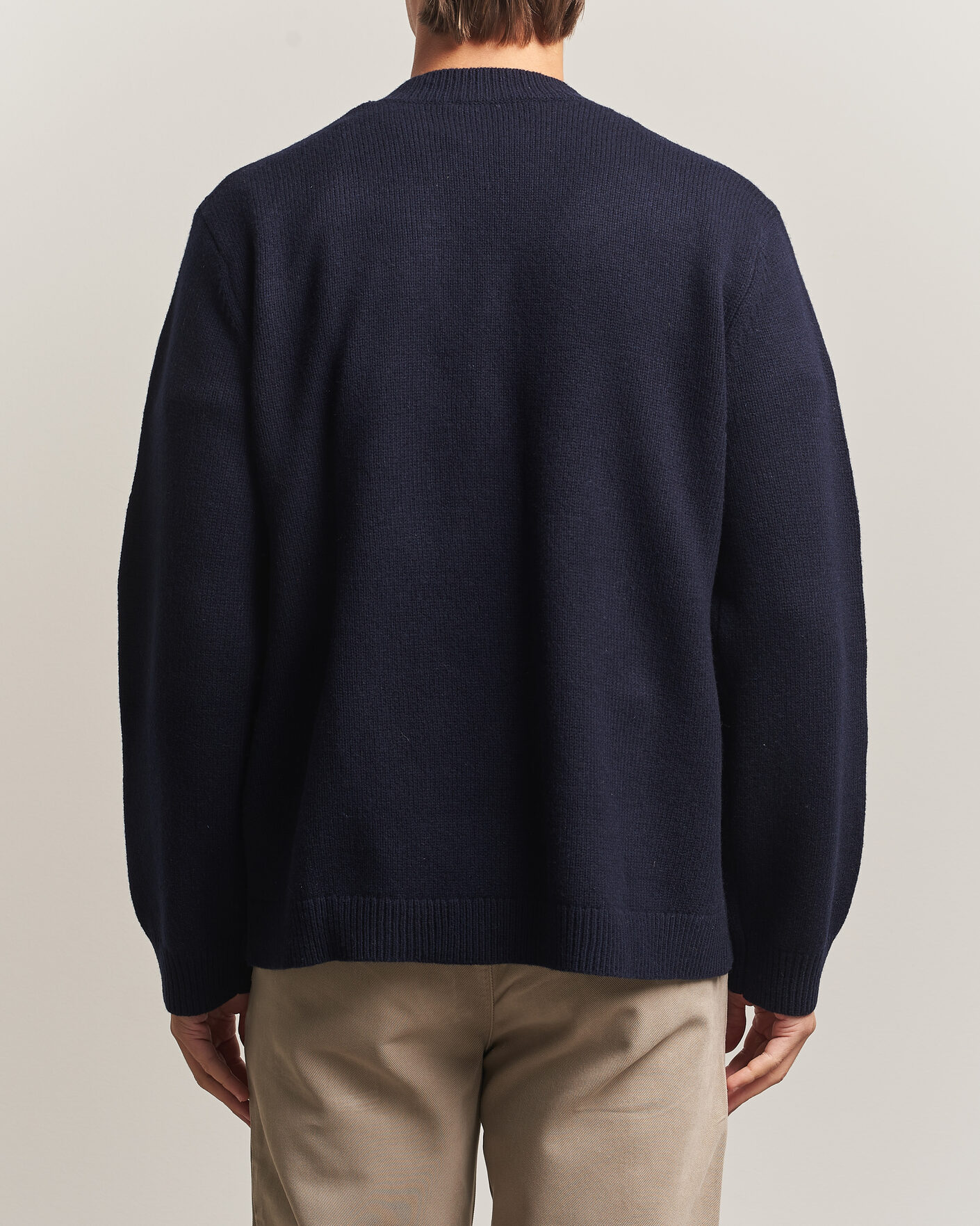 Hombres | Jerséis y prendas de punto | A Day's March | Jarrow Lambswool Cardigan Navy