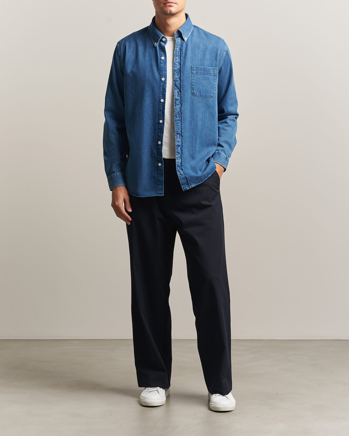 Hombres | Camisas | A Day's March | Original Button Down Denim Shirt Mid Blue