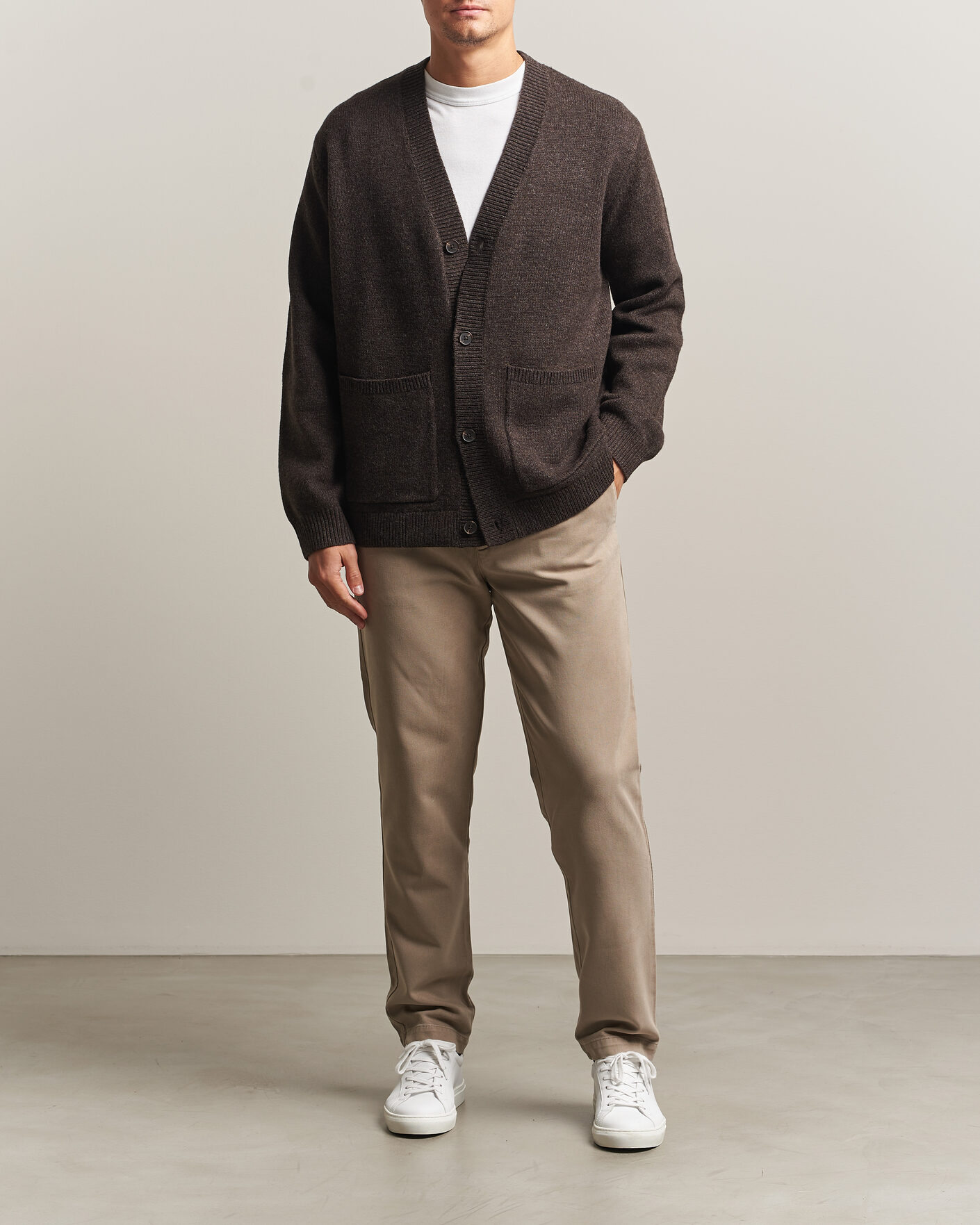 Hombres | Pantalones | A Day's March | Miller Cotton/Lyocell Trousers Greige