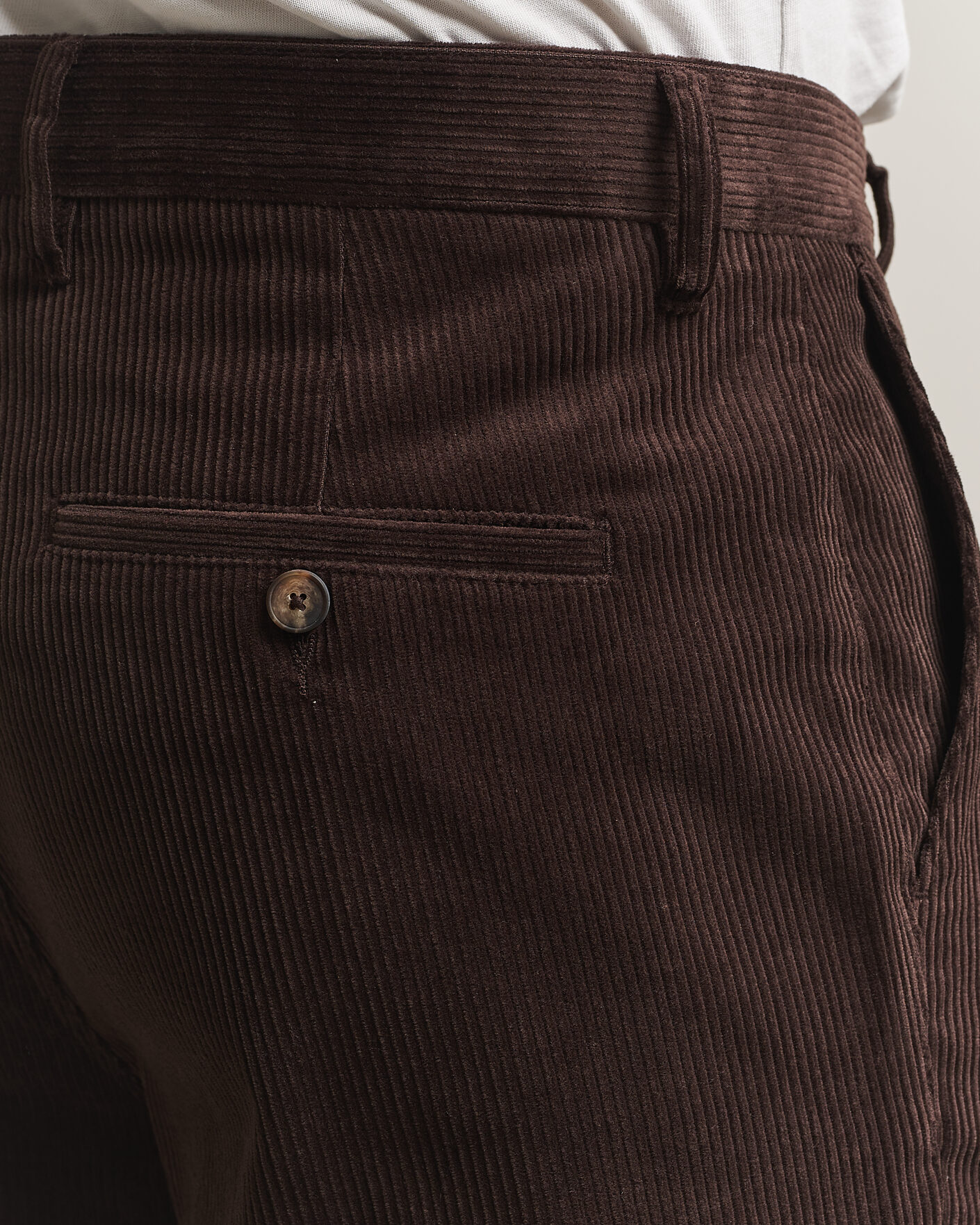 Hombres | Pantalones | A Day's March | Redwood Corduroy Trousers Dark Brown