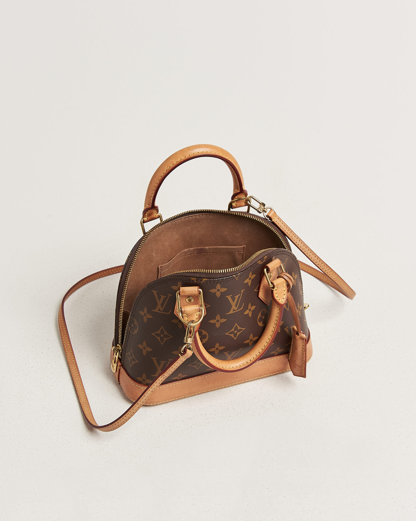 Hombres | Pre-Owned & Vintage Bags | Louis Vuitton Pre-Owned | Alma BB Monogram