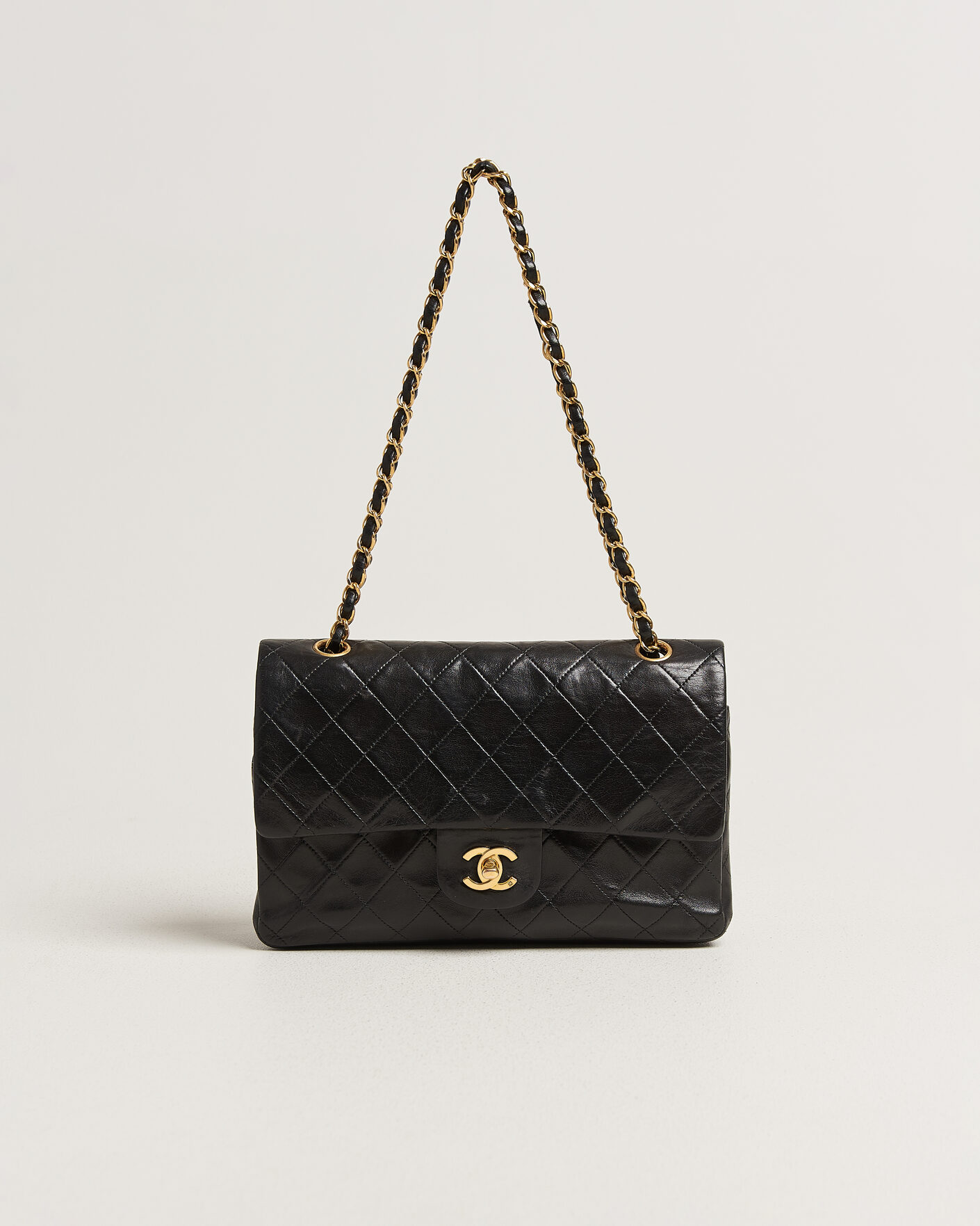Hombres | Pre-Owned & Vintage Bags | Chanel Pre-Owned | Classic Medium Double Flap Bag Lambskin Black