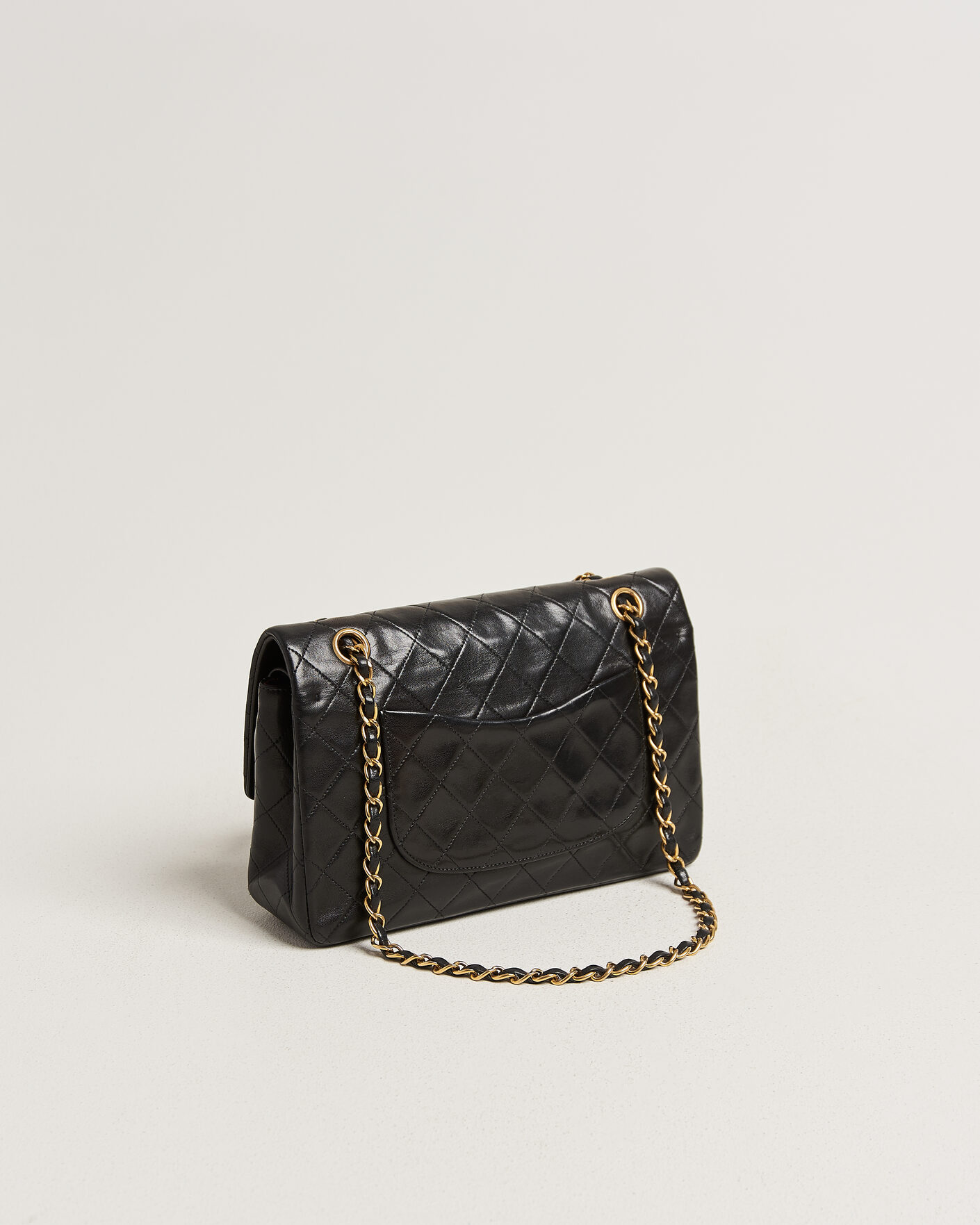 Hombres | Pre-Owned & Vintage Bags | Chanel Pre-Owned | Classic Medium Double Flap Bag Lambskin Black