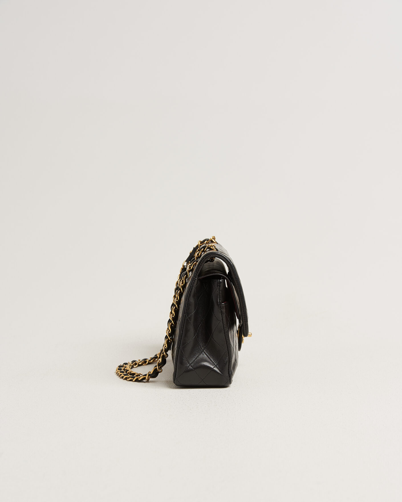 Hombres | Pre-Owned & Vintage Bags | Chanel Pre-Owned | Classic Medium Double Flap Bag Lambskin Black