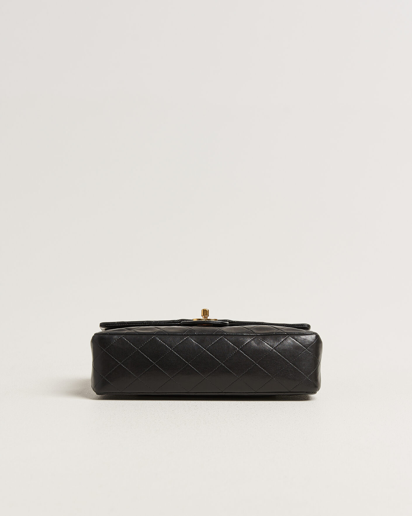Hombres | Pre-Owned & Vintage Bags | Chanel Pre-Owned | Classic Medium Double Flap Bag Lambskin Black