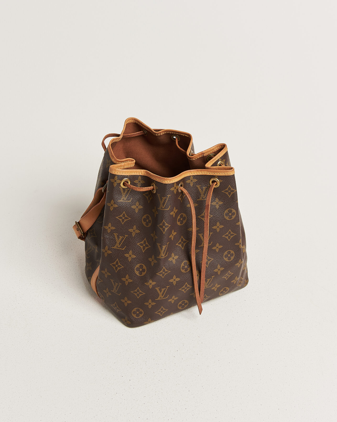 Hombres | Pre-Owned & Vintage Bags | Louis Vuitton Pre-Owned | Petit Noé Monogram