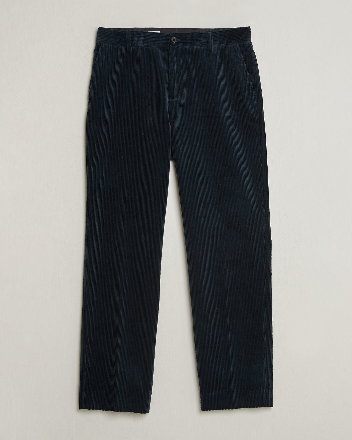 Hombres | Pantalones | Filippa K | Julian Corduroy Chino Trousers Dark Navy