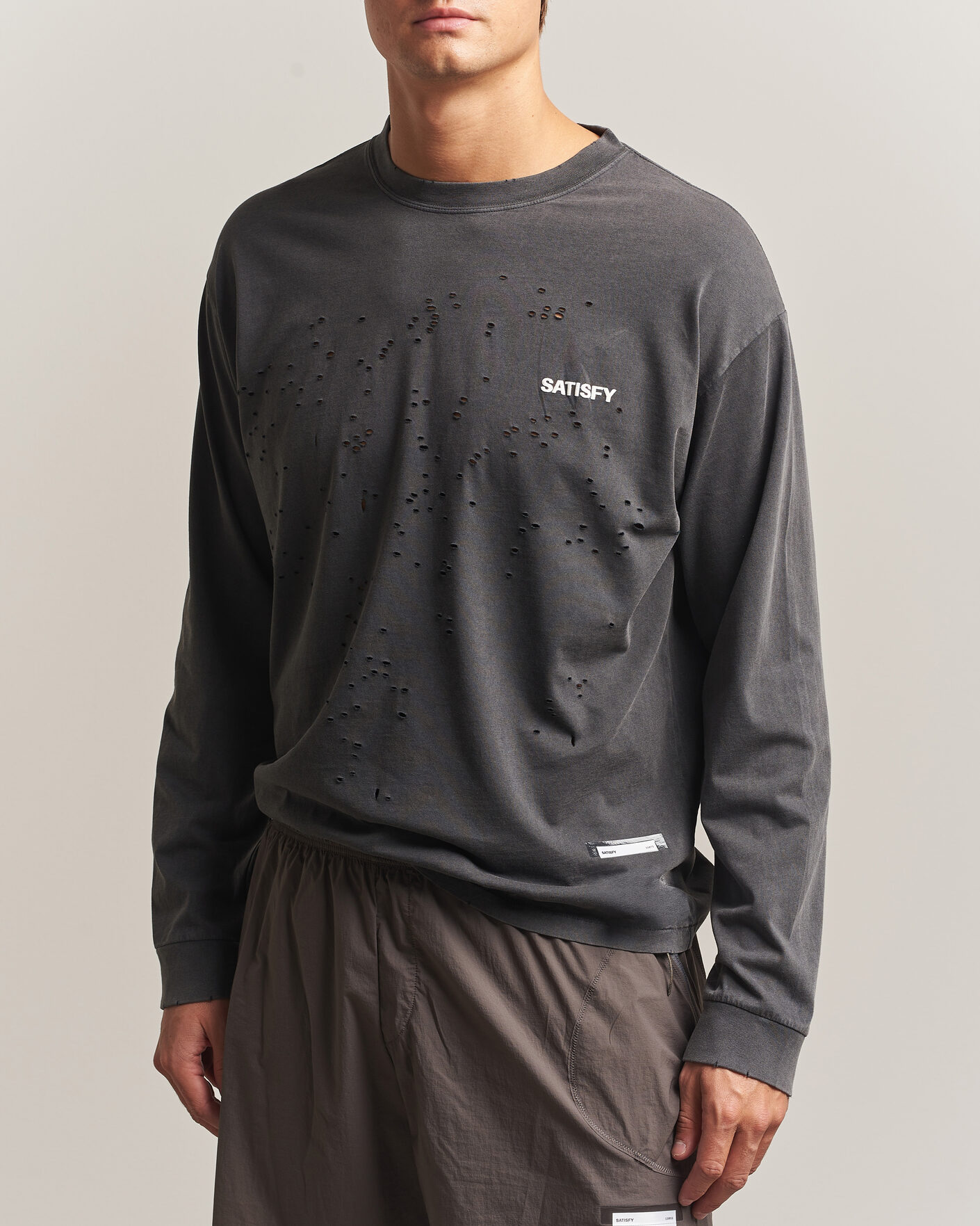 Hombres | Camisetas | Satisfy | MothTech Long Sleeve T-Shirt Aged Black