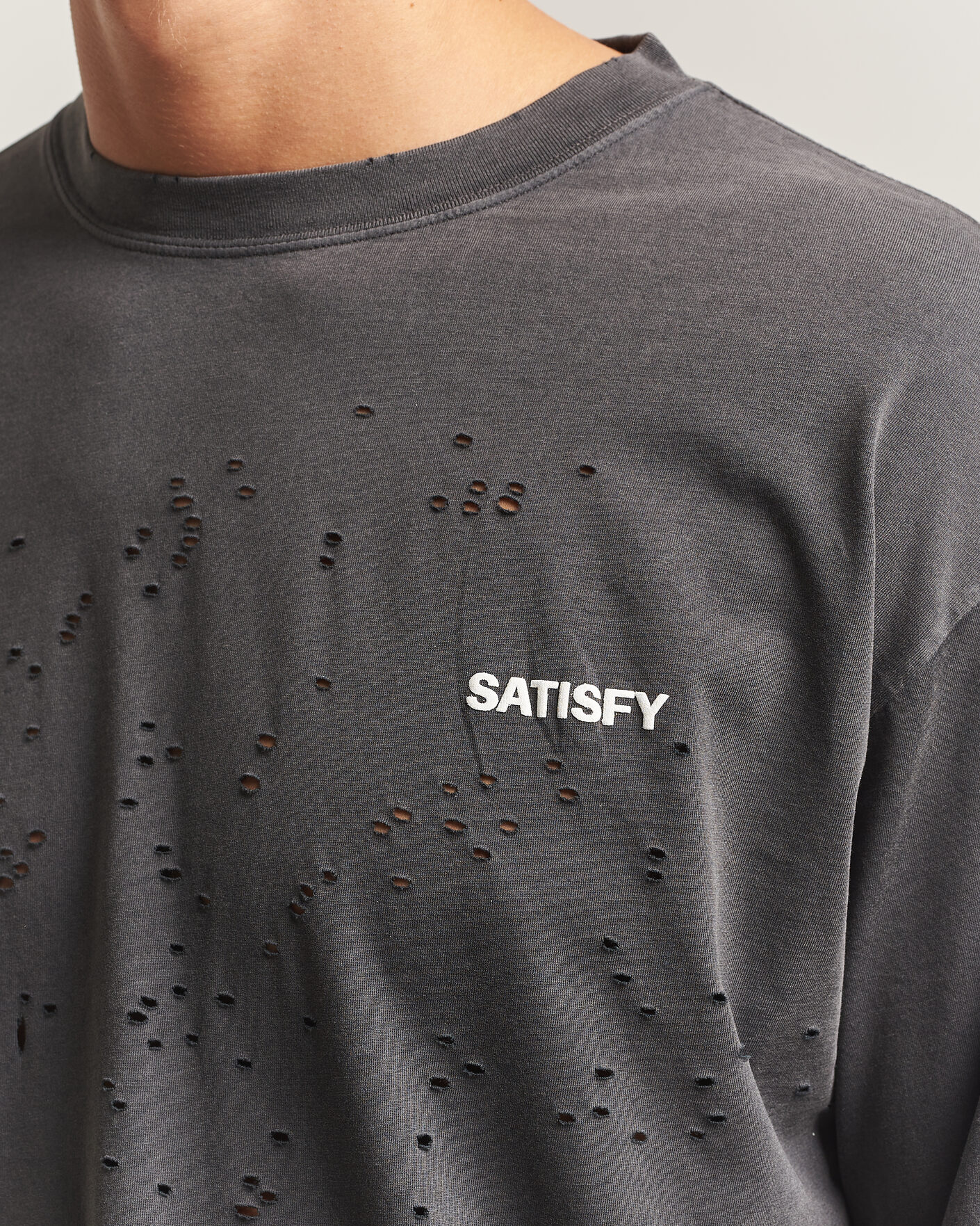 Hombres | Camisetas | Satisfy | MothTech Long Sleeve T-Shirt Aged Black