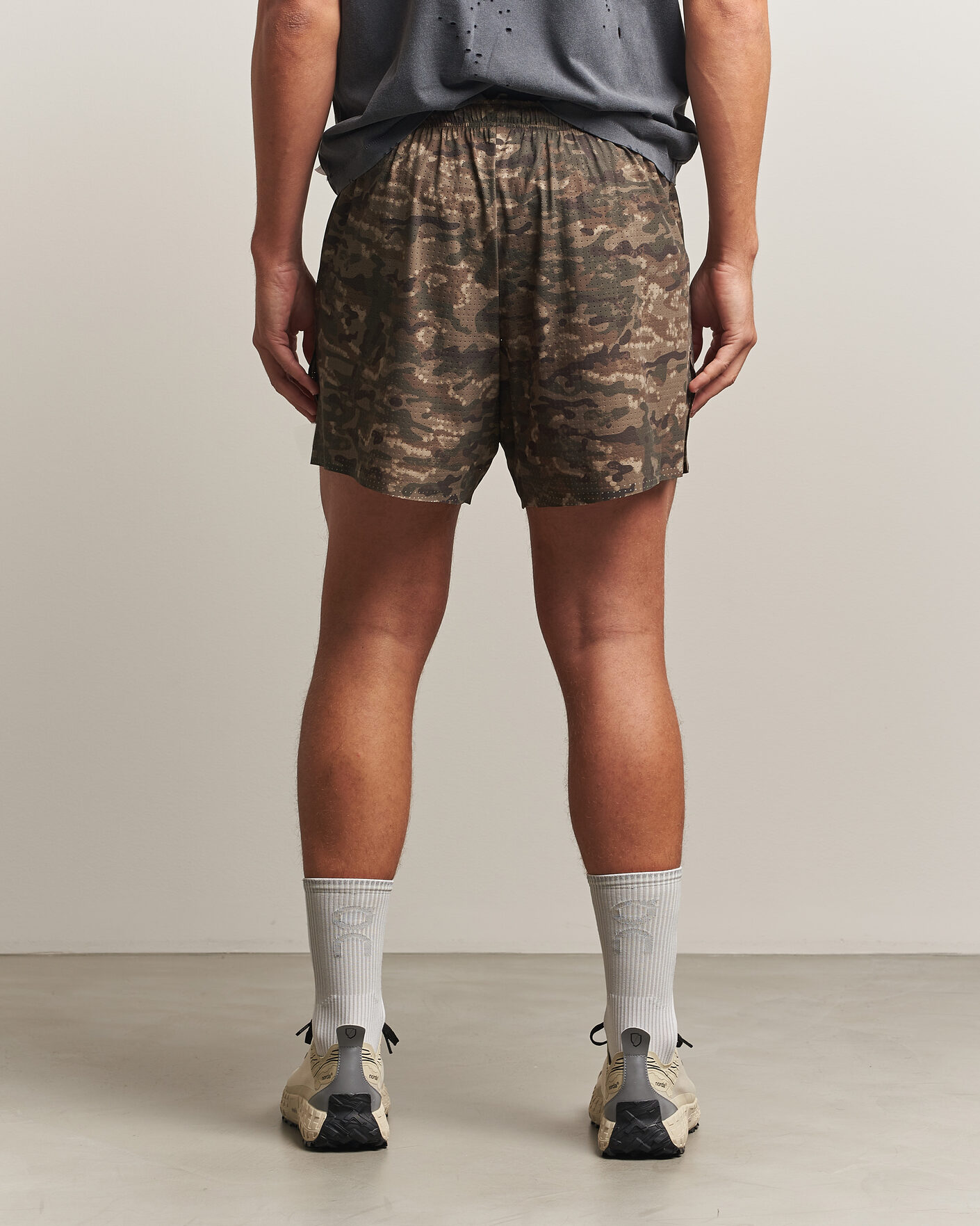 Hombres | Pantalones cortos | Satisfy | Space-O 5 Inch Shorts Overland Trek Camo