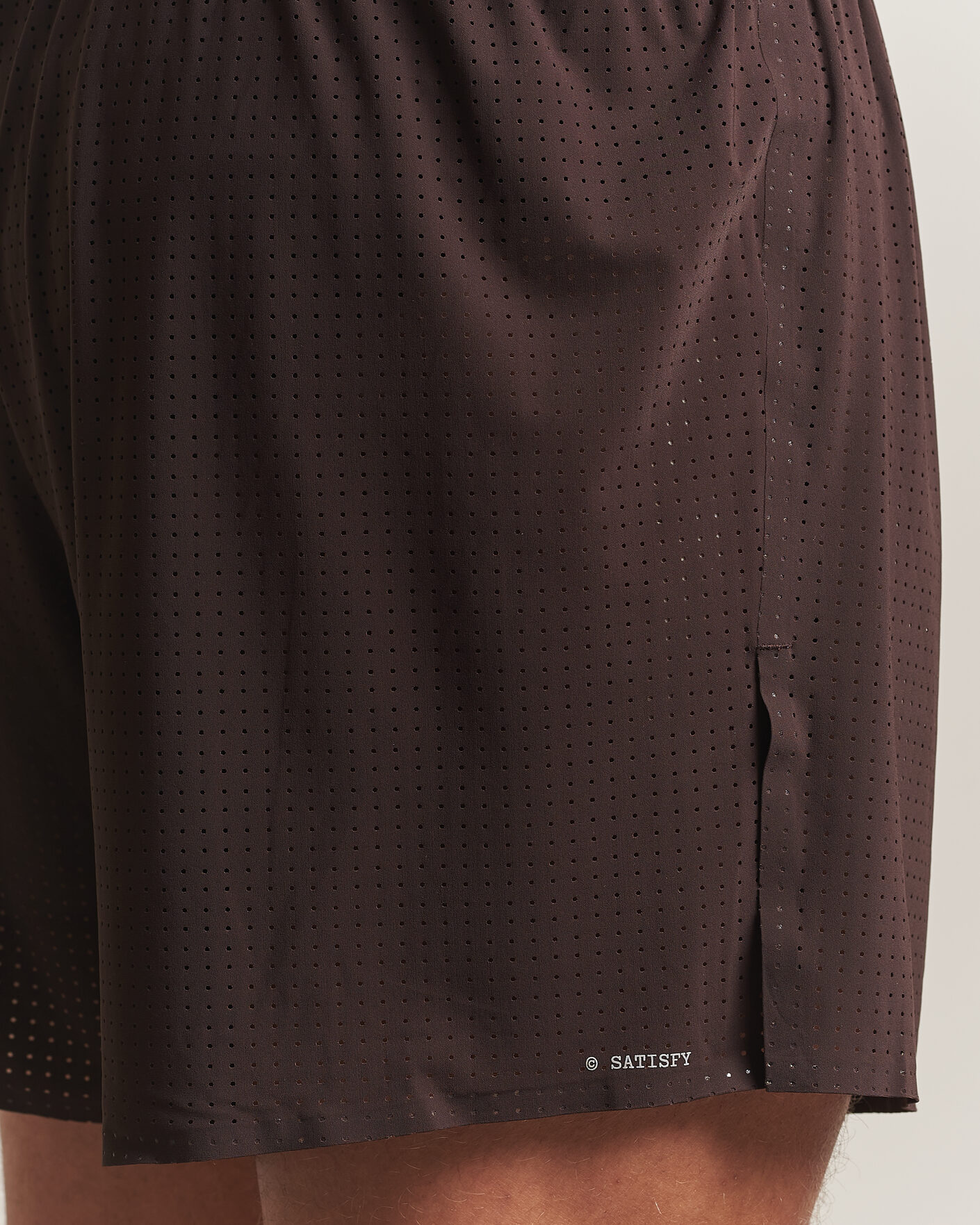 Hombres | Pantalones cortos | Satisfy | Space-O 5 Inch Shorts Deep Mahogany