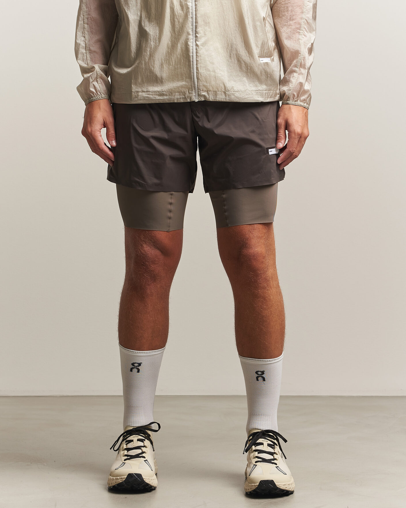 Hombres | Pantalones cortos | Satisfy | TechSilk 8 Inch Shorts Quicksand
