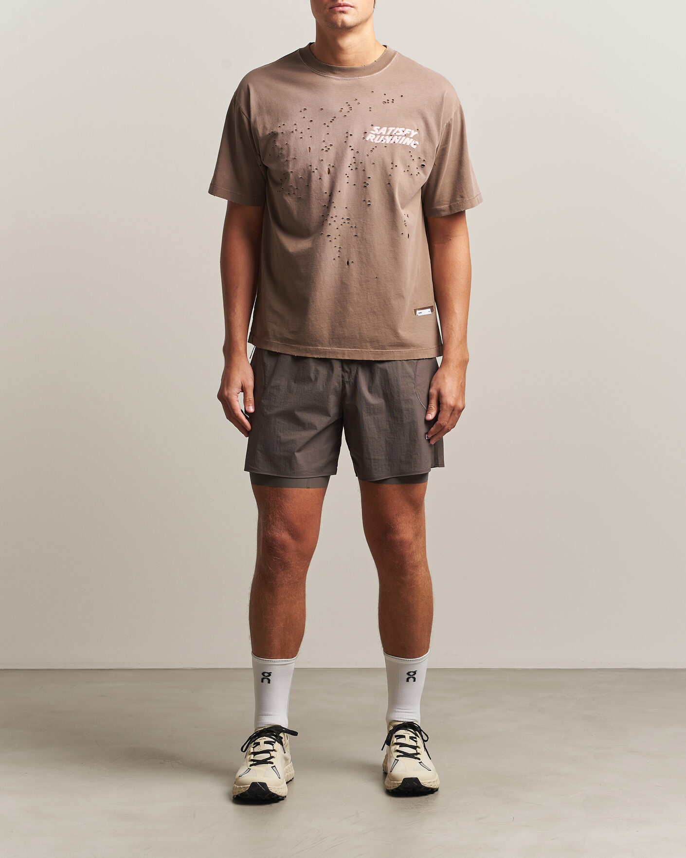 Hombres | Camisetas | Satisfy | MothTech T-Shirt Sun Bleached Rain Drum
