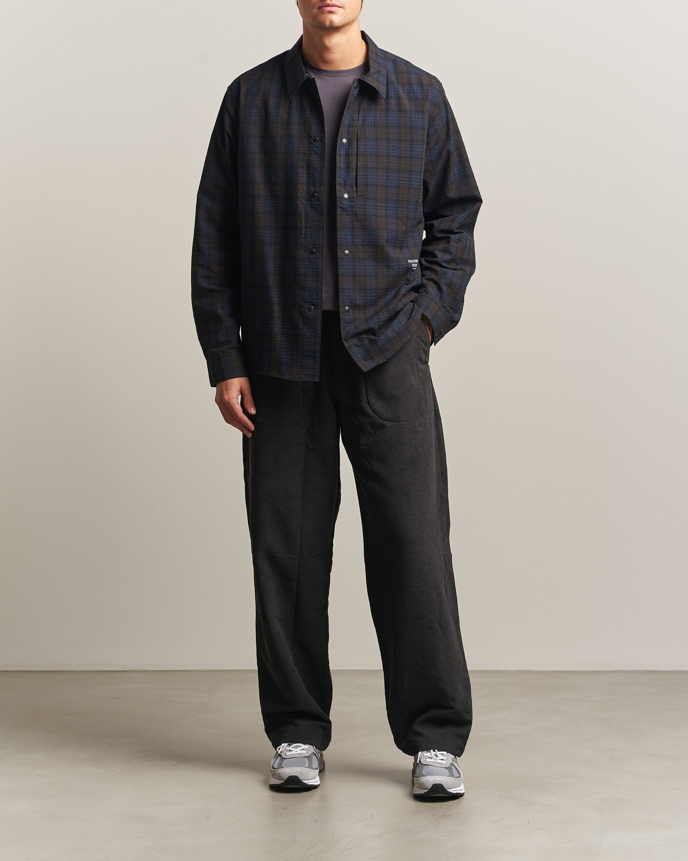 Hombres | Pantalones | Pas Normal Studios | Off-Race Tech Corduroy Pants Black