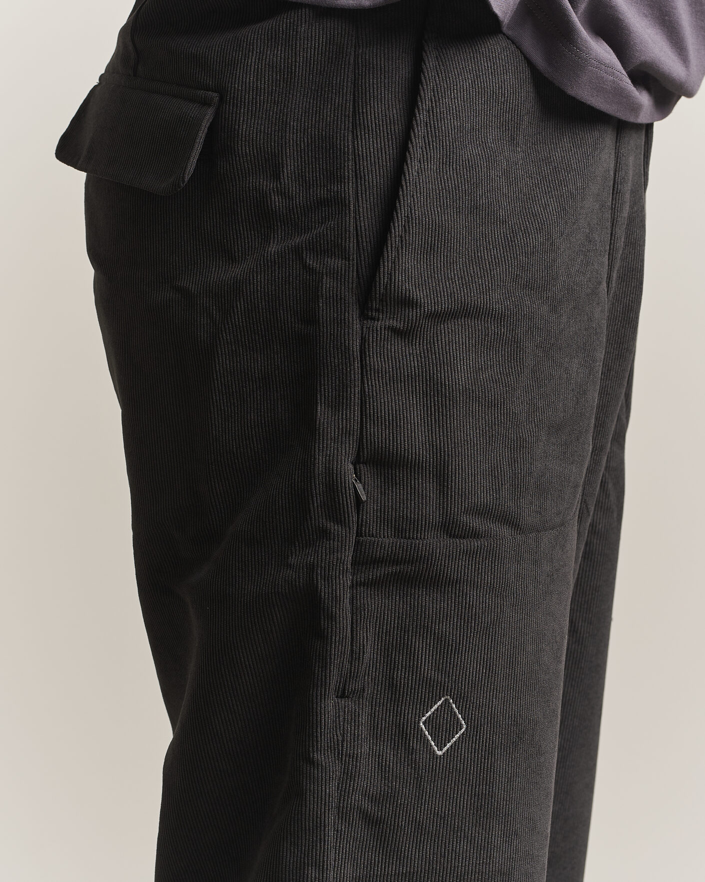 Hombres | Pantalones | Pas Normal Studios | Off-Race Tech Corduroy Pants Black