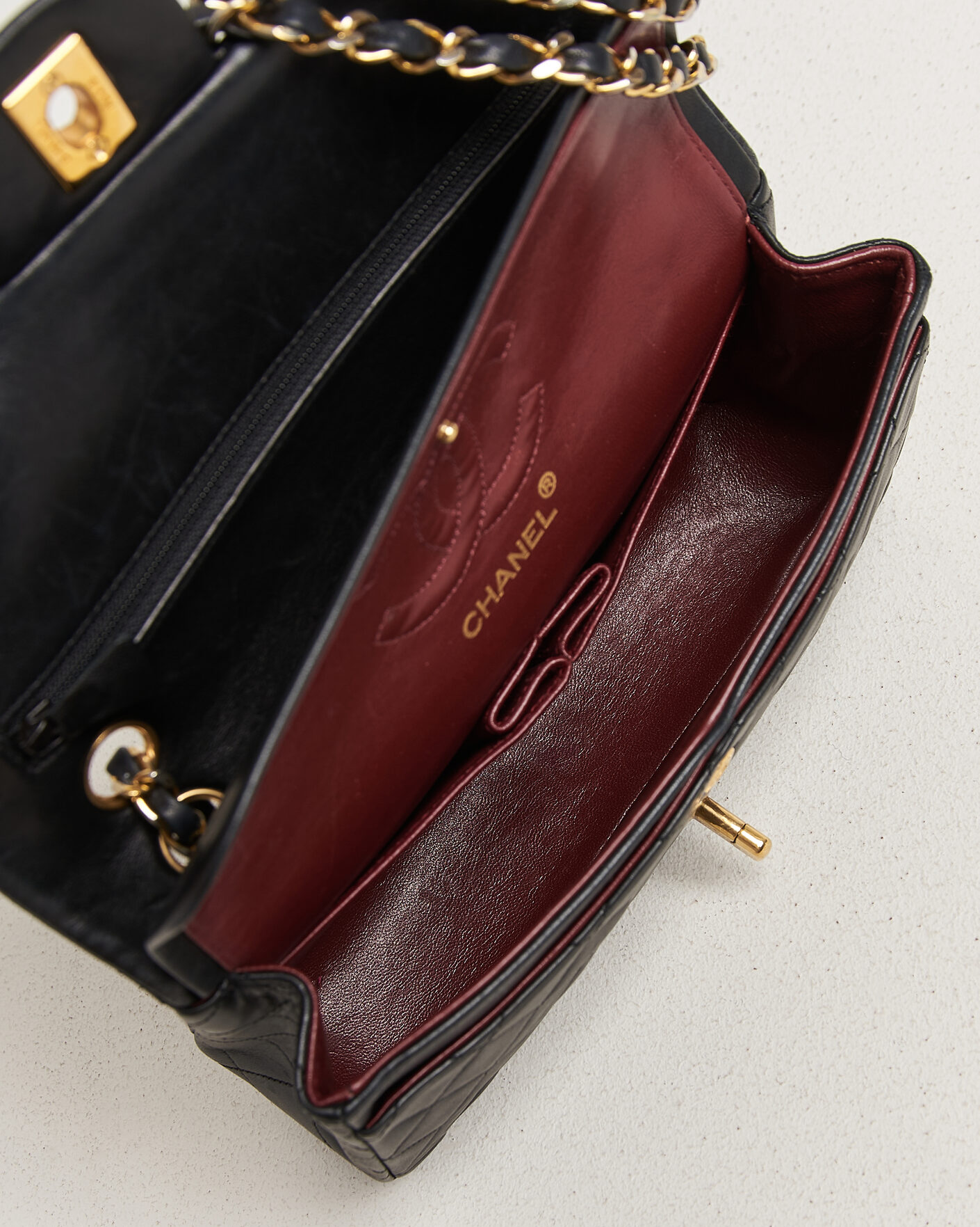 Hombres | Pre-Owned & Vintage Bags | Chanel Pre-Owned | Classic Small Double Flap Bag Lambskin Black