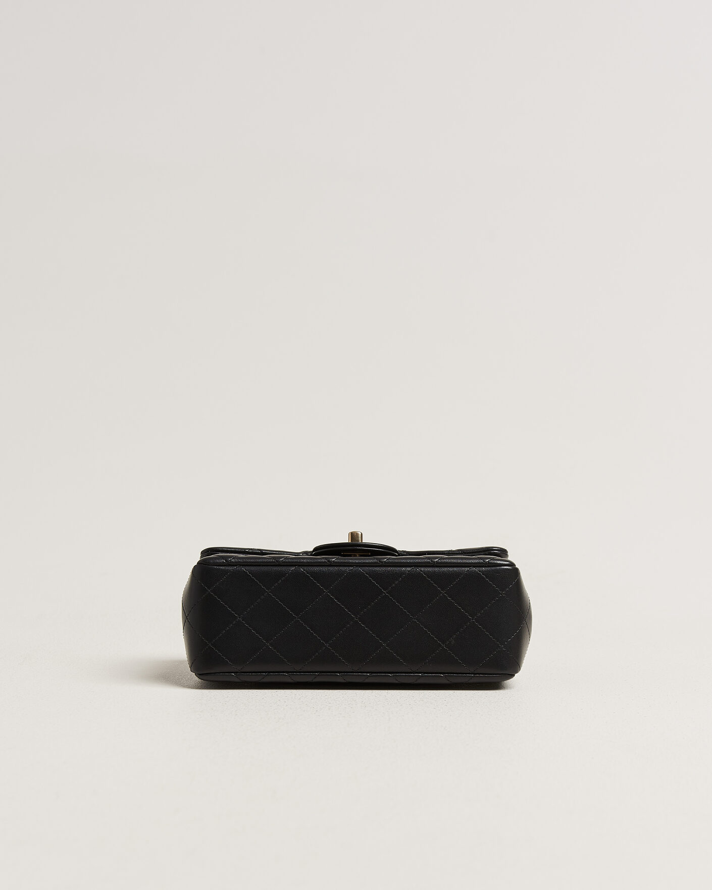 Hombres | Pre-Owned & Vintage Bags | Chanel Pre-Owned | Classic Mini Rectangular Single Flap Bag Lambskin Black
