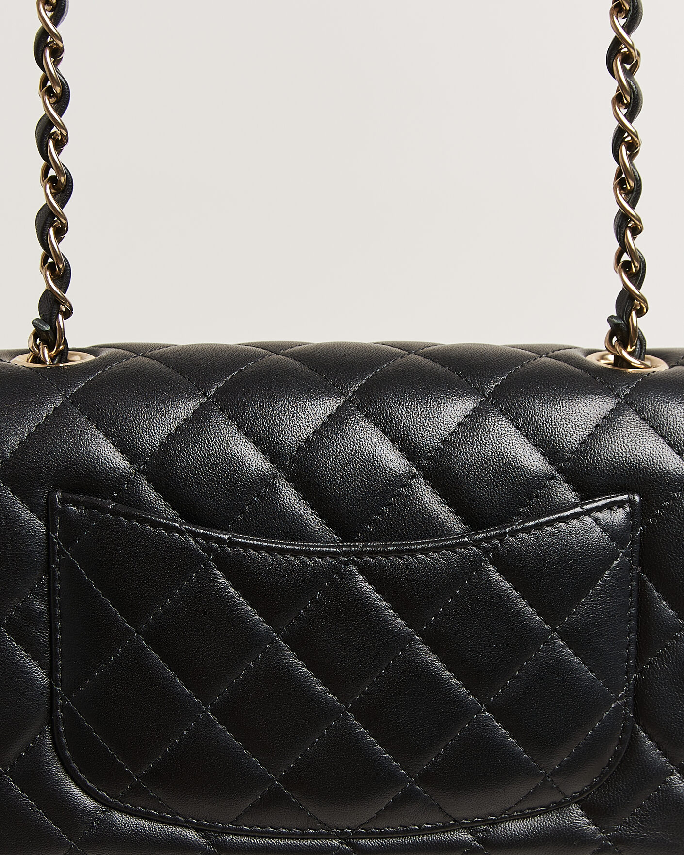 Hombres | Pre-Owned & Vintage Bags | Chanel Pre-Owned | Classic Mini Rectangular Single Flap Bag Lambskin Black