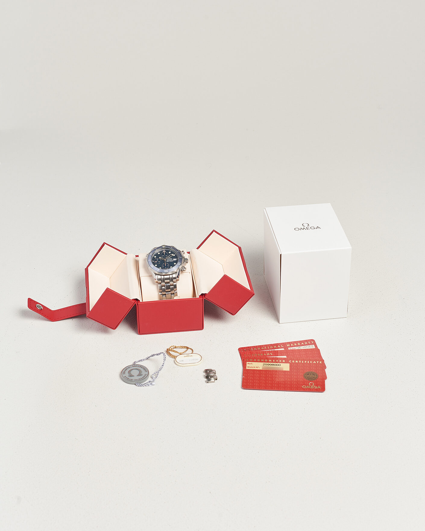 Hombres | Pre-Owned & Vintage Watches | Omega Pre-Owned | Seamaster 300M Chrono