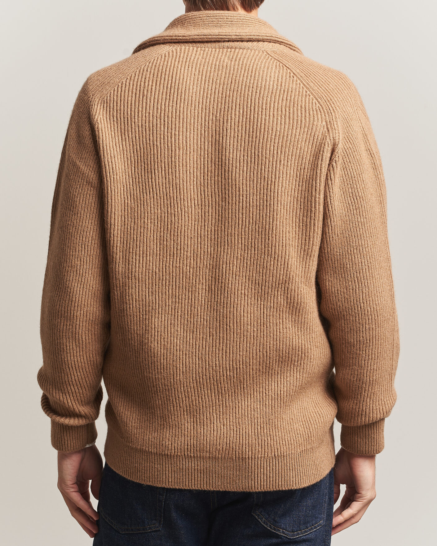 Hombres | Jerséis y prendas de punto | William Lockie | Windsor Camelhair Shawl Cardigan Natural Brown