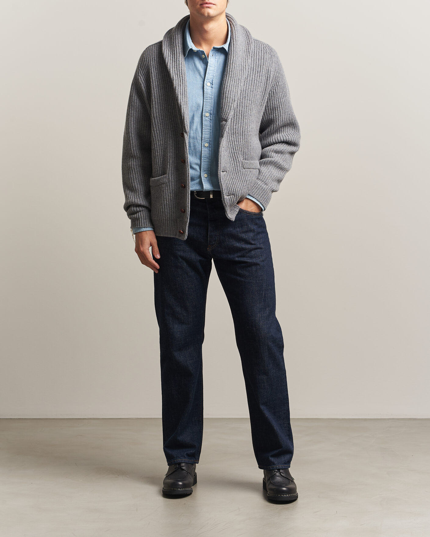 Hombres | Jerséis y prendas de punto | William Lockie | Windsor Cashmere Shawl Cardigan Flannel Grey